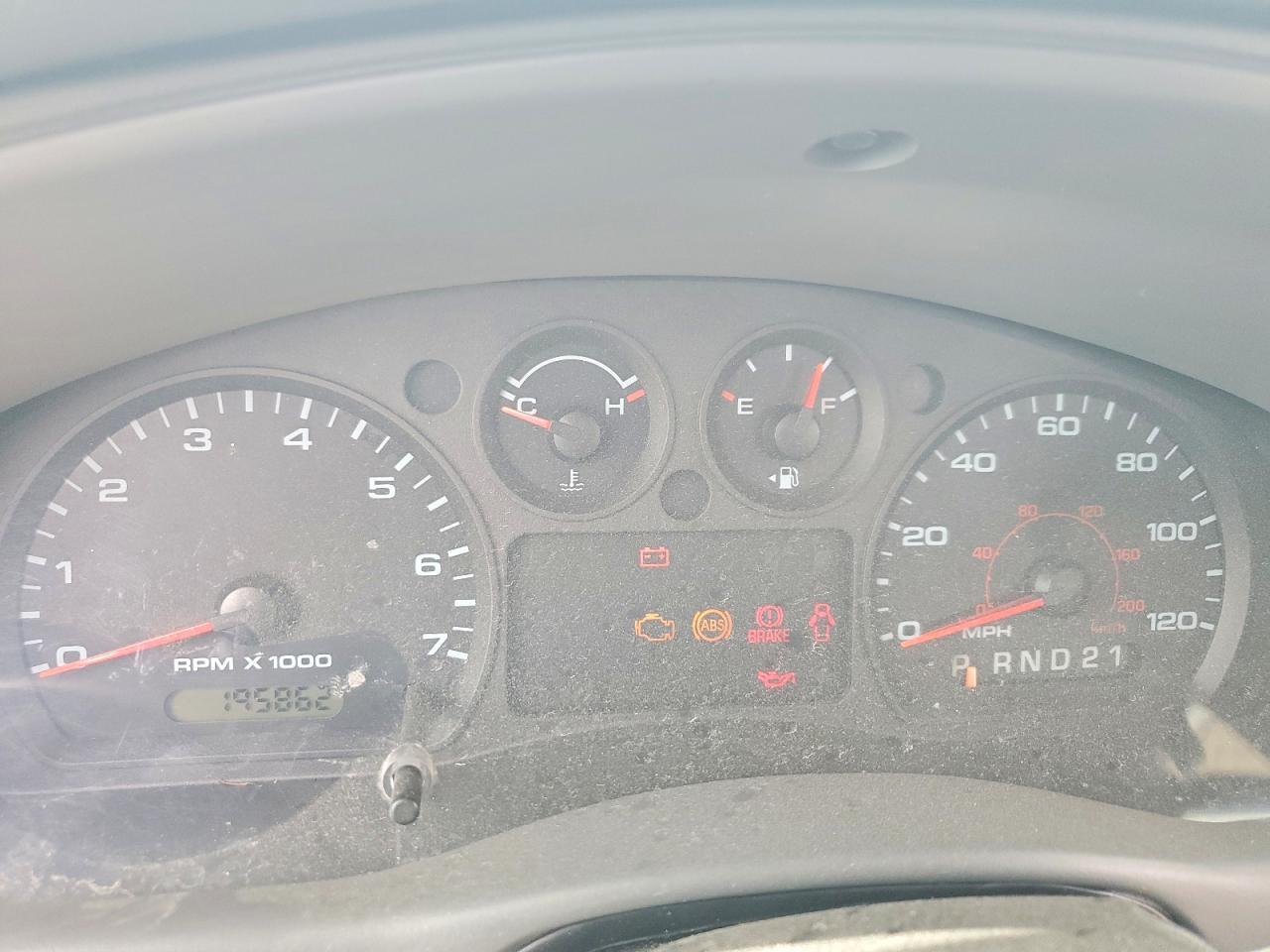 2004 Ford Ranger Silver vin: 1FTYR10U84PA24190