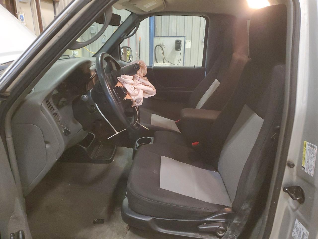 2005 Ford Ranger Silver vin: 1FTYR10U85PA78753