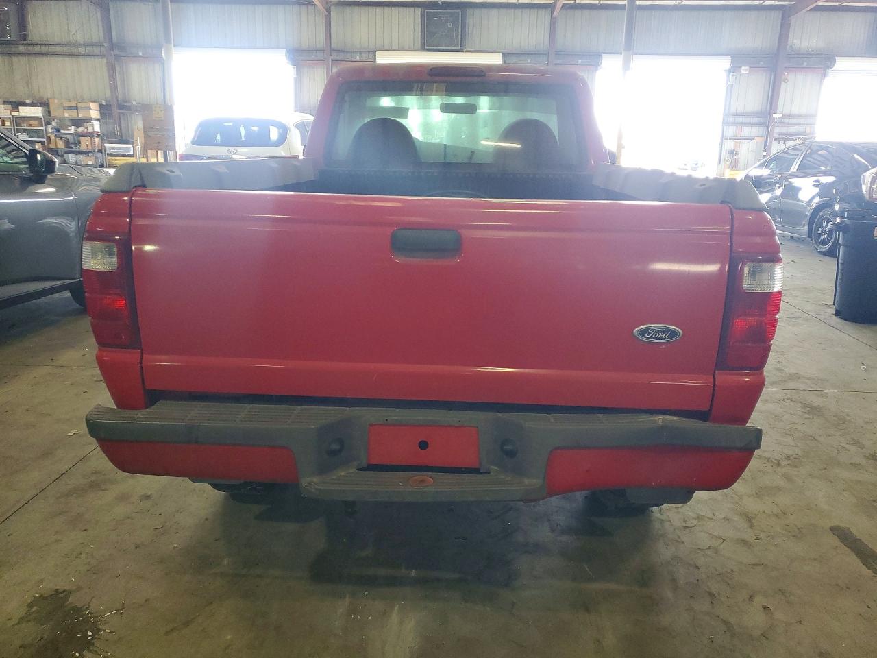 2002 Ford Ranger Red vin: 1FTYR10U92PA83746