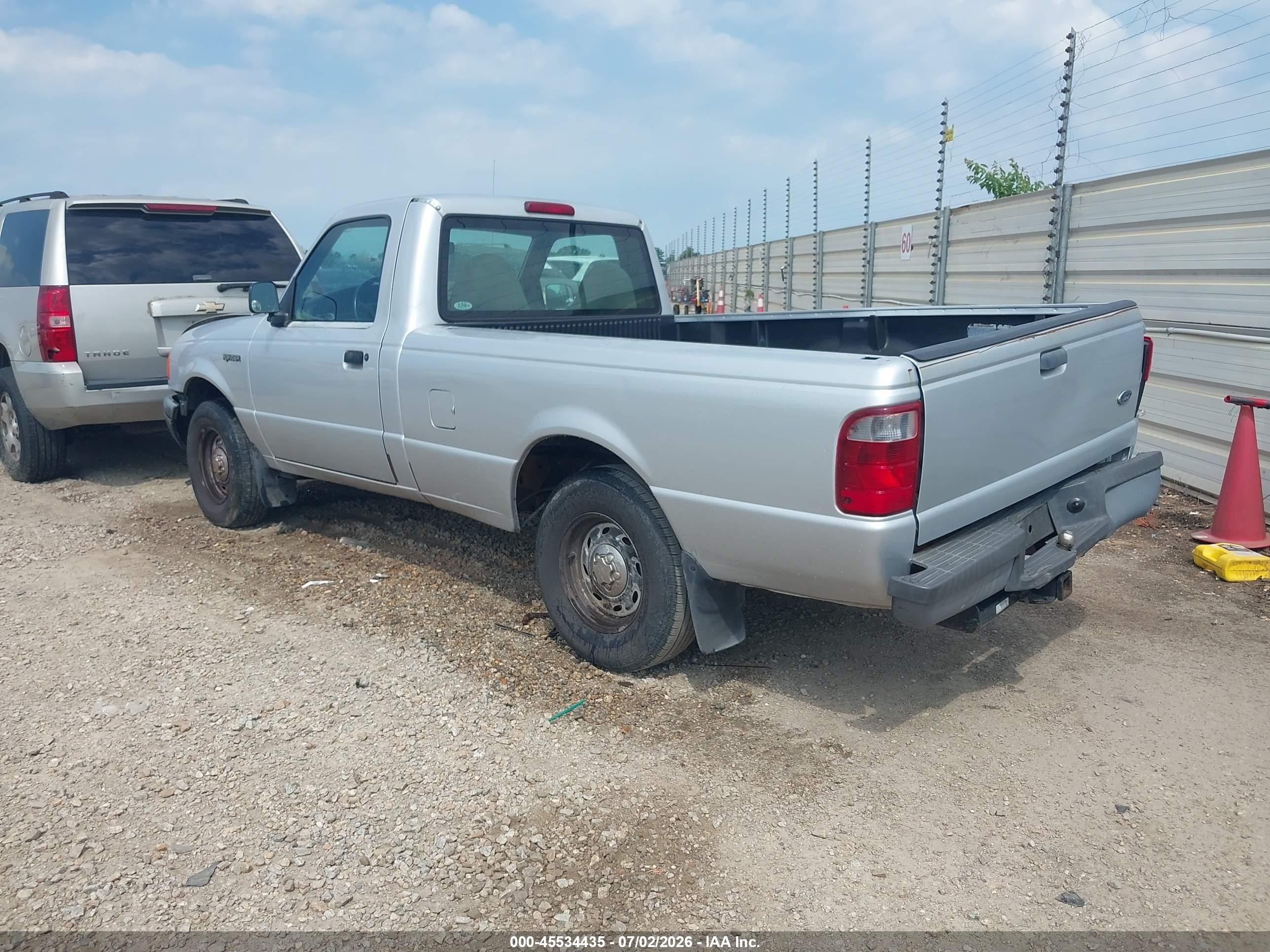 2002 Ford Ranger Edge/xl/xlt Silver vin: 1FTYR10U92PB71664