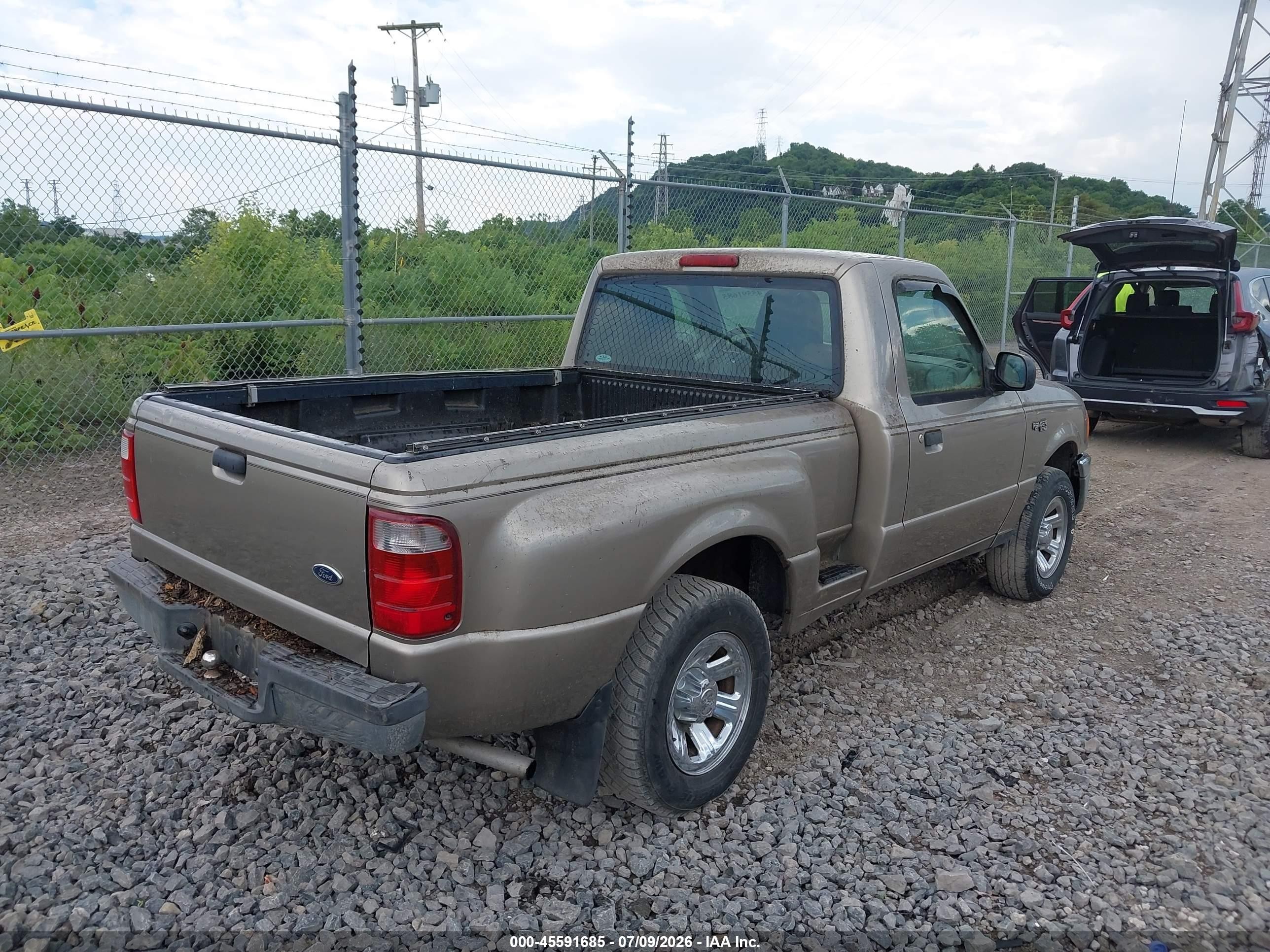 2004 Ford Ranger   Beige vin: 1FTYR10U94PA28555