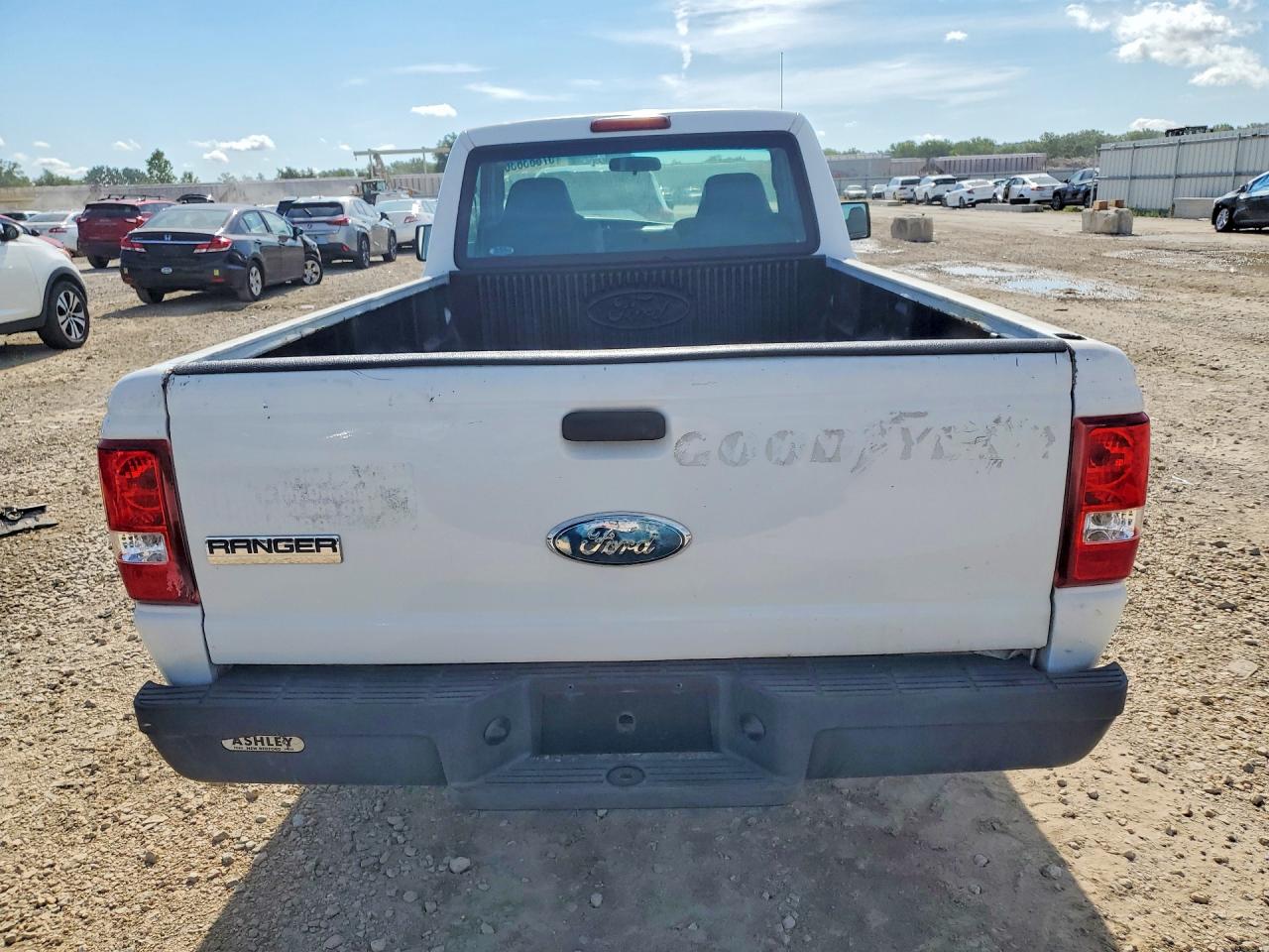 2008 Ford Ranger White vin: 1FTYR10U98PA53462