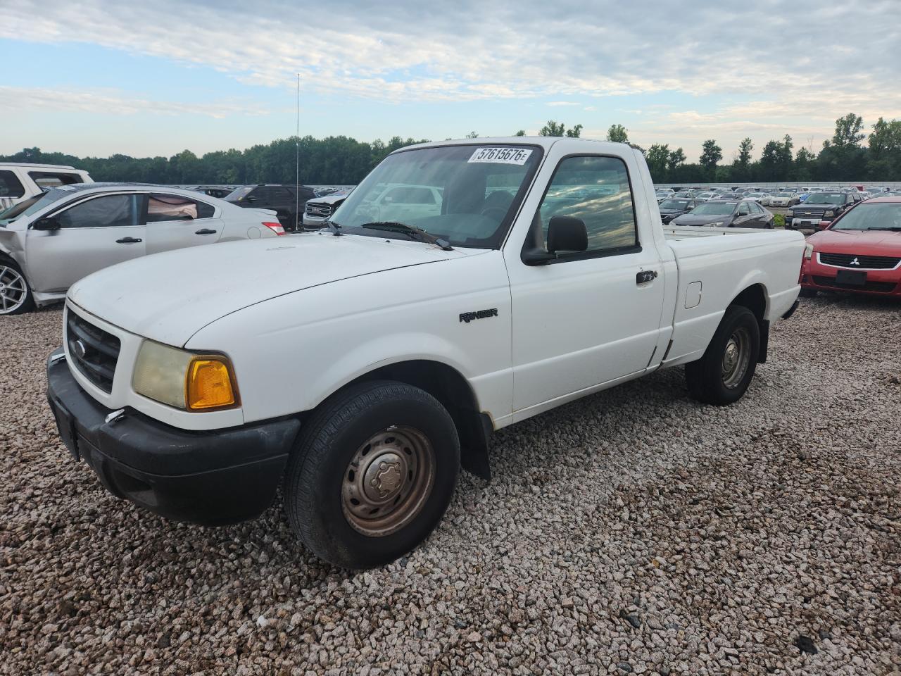 2002 Ford Ranger White vin: 1FTYR10UX2TA19383