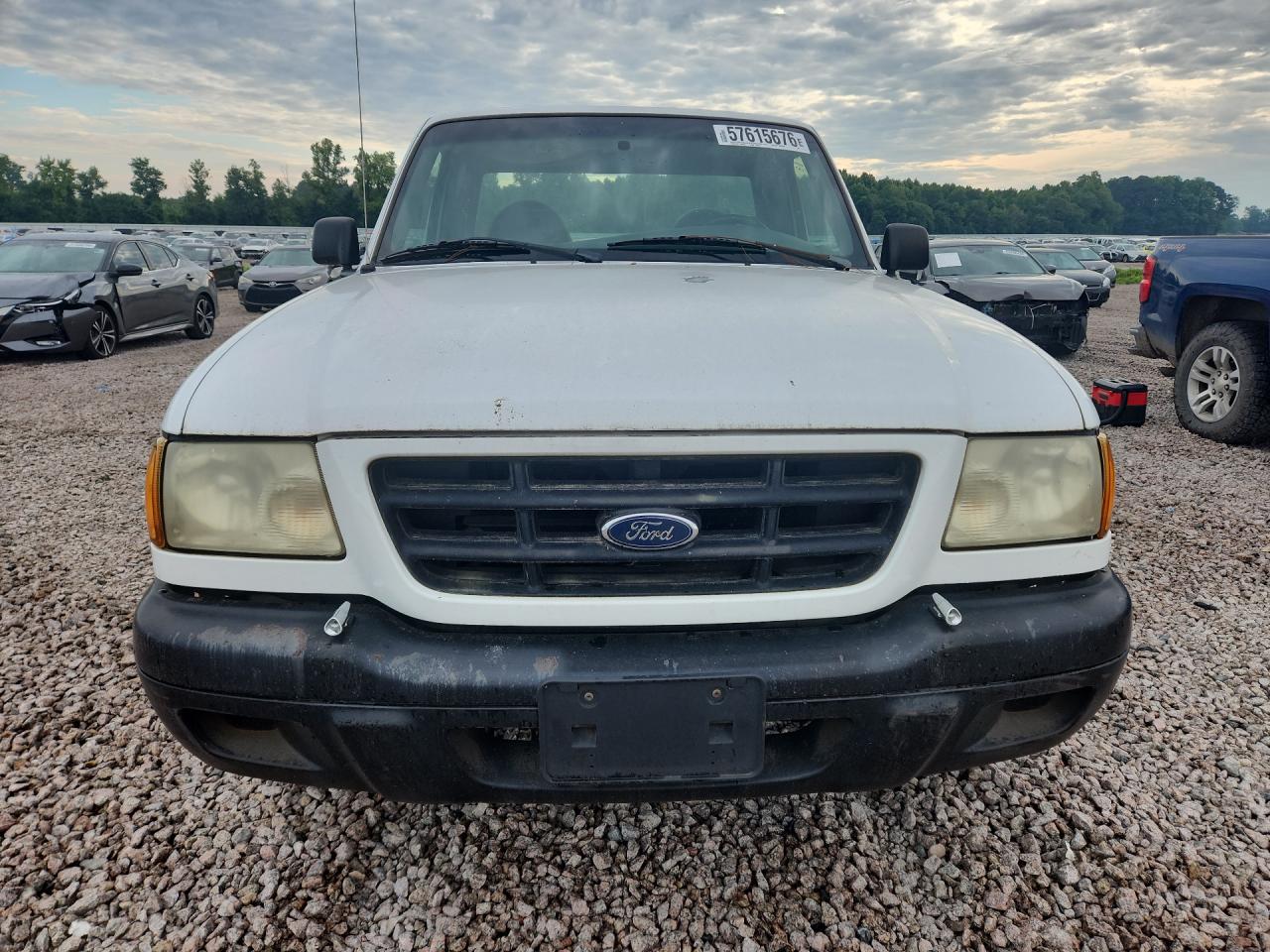 2002 Ford Ranger White vin: 1FTYR10UX2TA19383