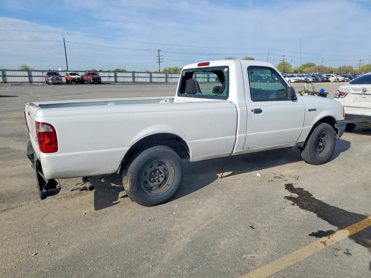 2003 Ford Ranger White vin: 1FTYR10UX3PB69892