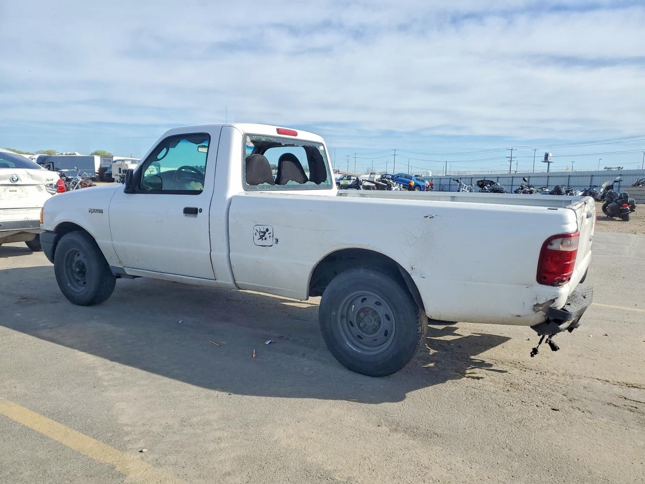 2003 Ford Ranger White vin: 1FTYR10UX3PB69892