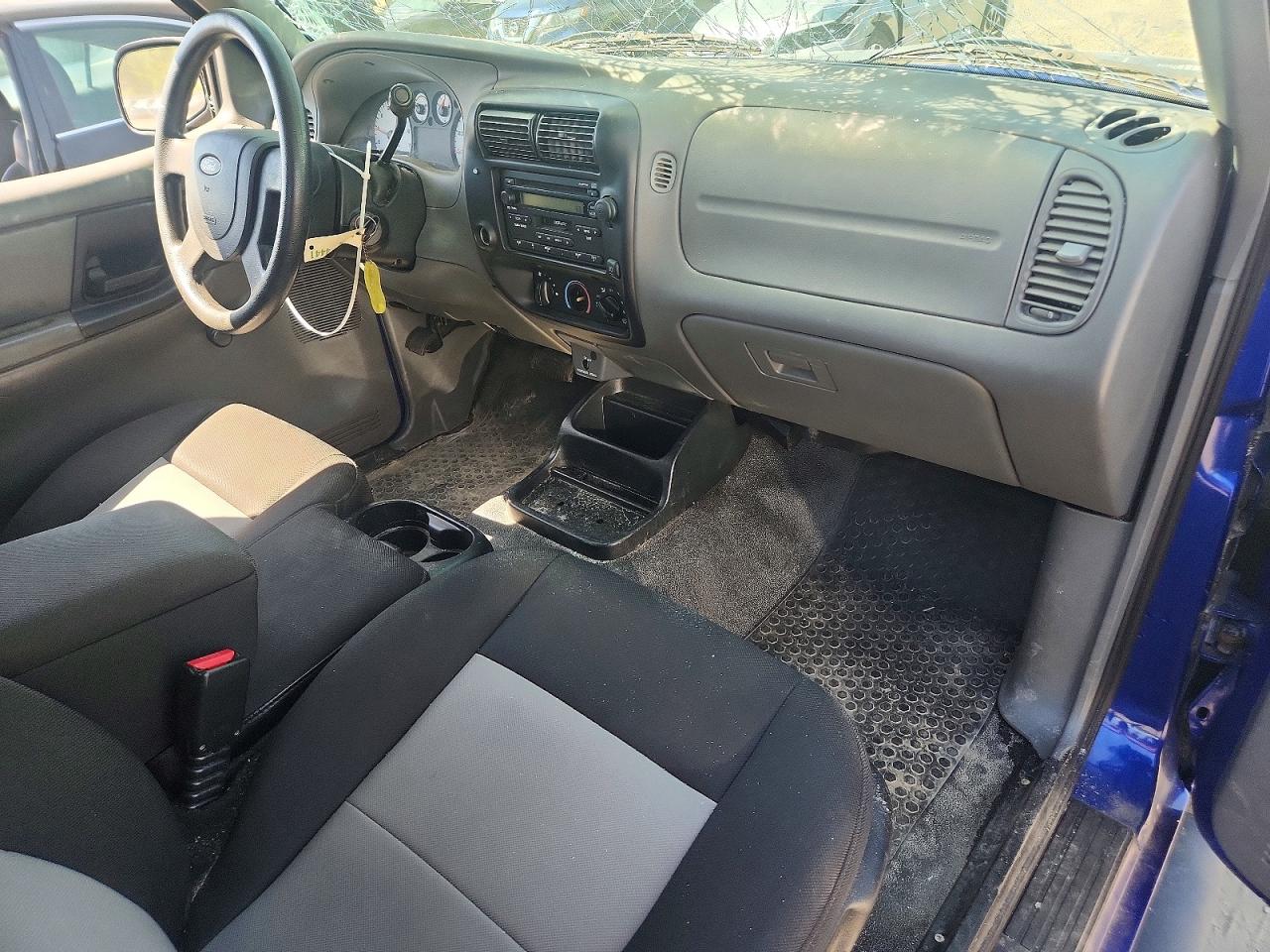 2005 Ford Ranger Blue vin: 1FTYR10UX5PA75143