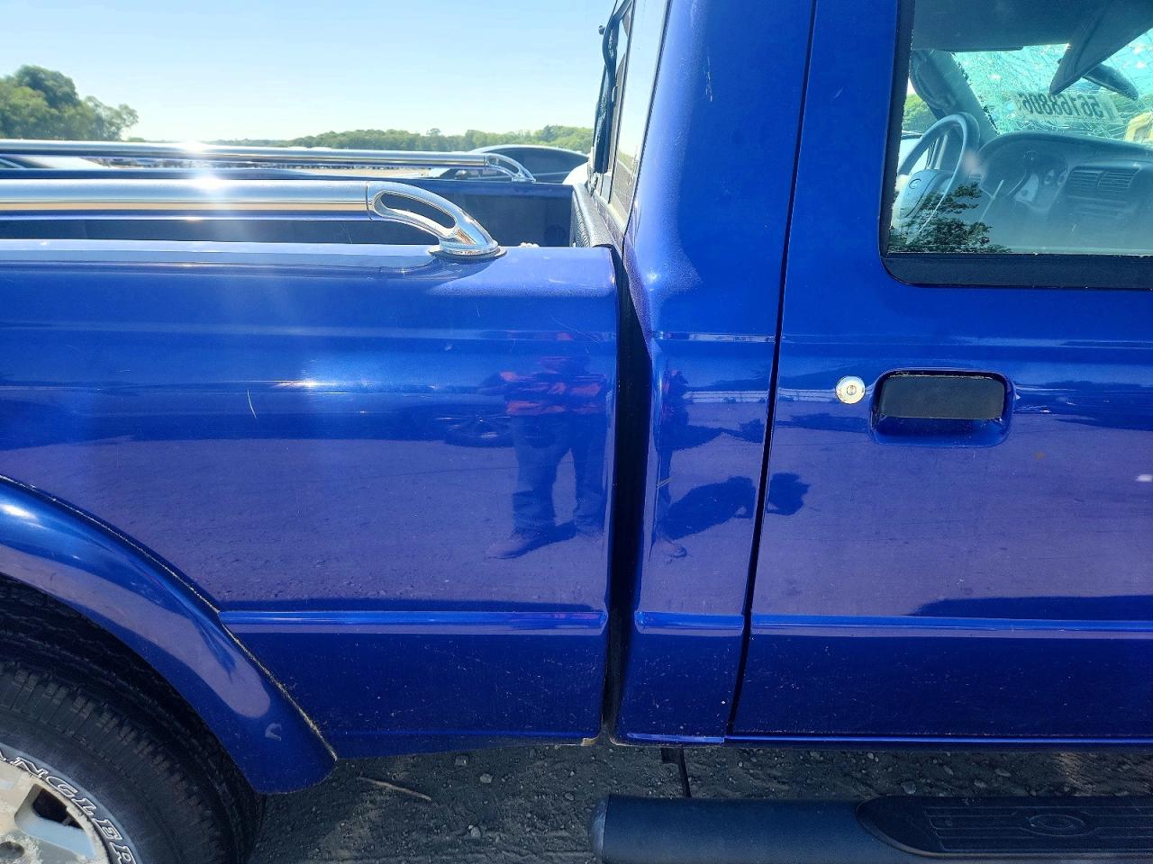 2005 Ford Ranger Blue vin: 1FTYR10UX5PA75143