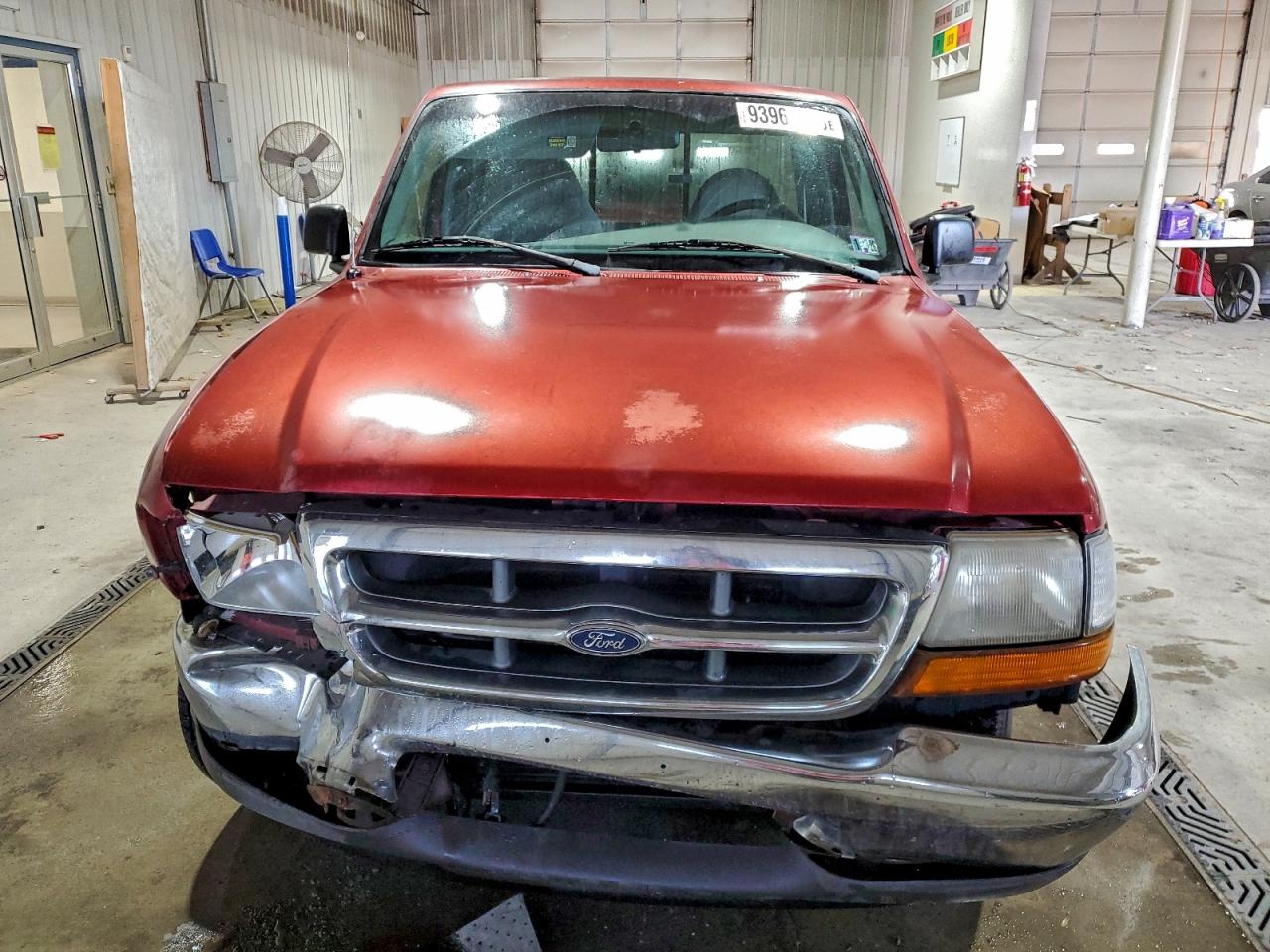 1999 Ford Ranger Red vin: 1FTYR10V1XUB51376