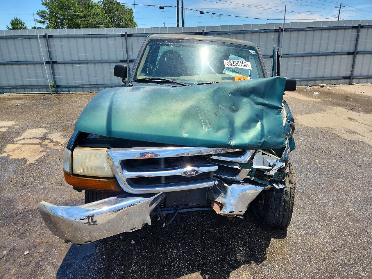 2000 Ford Ranger Green vin: 1FTYR10V1YPB82353