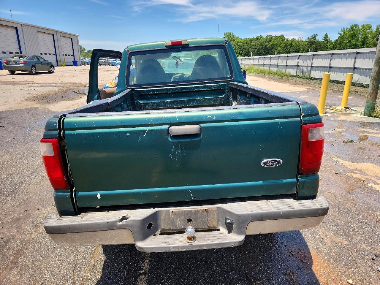 2000 Ford Ranger Green vin: 1FTYR10V1YPB82353
