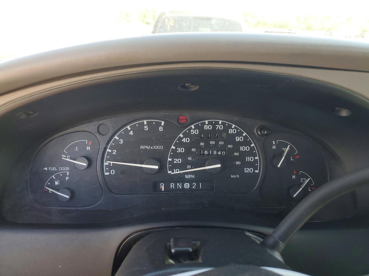 2000 Ford Ranger White vin: 1FTYR10V1YTA75665