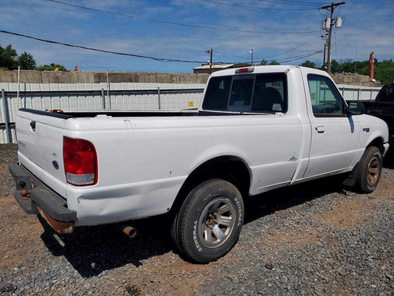 2000 Ford Ranger White vin: 1FTYR10V1YTA75665