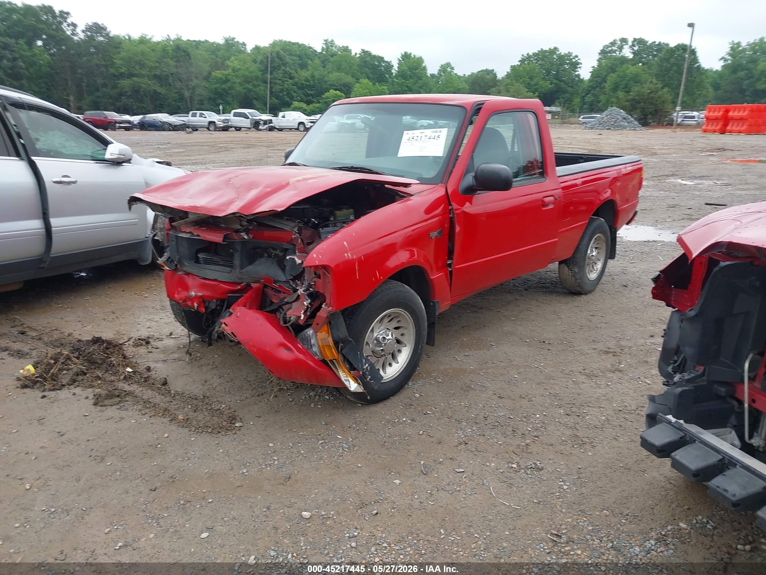 1999 Ford Ranger Xl/xlt Red vin: 1FTYR10V2XPA68697