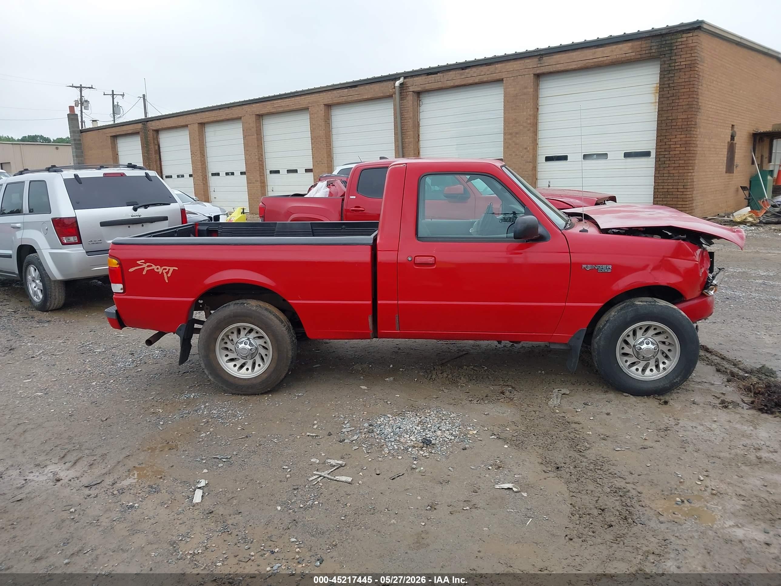1999 Ford Ranger Xl/xlt Red vin: 1FTYR10V2XPA68697