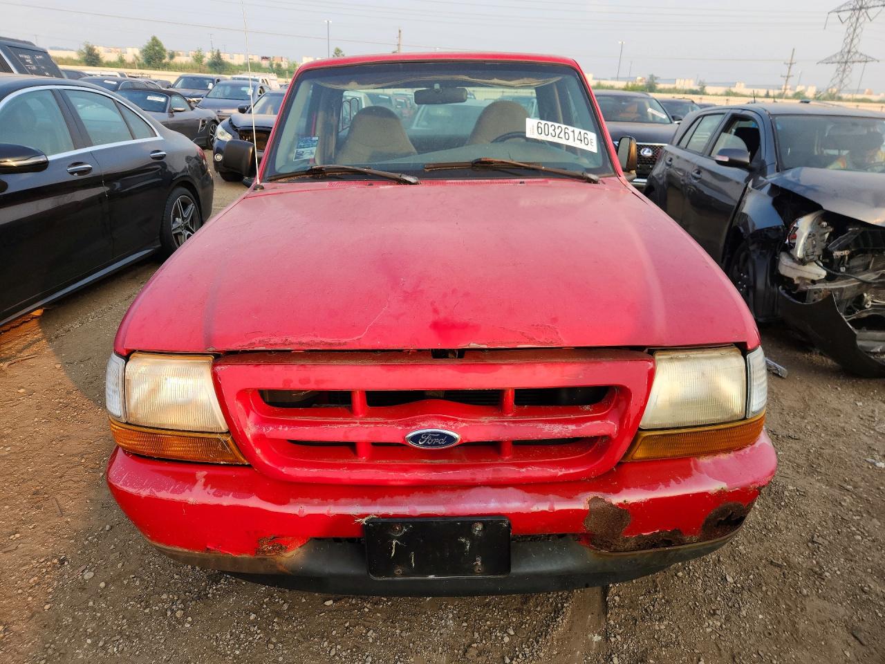 2000 Ford Ranger Red vin: 1FTYR10V4YPB42011