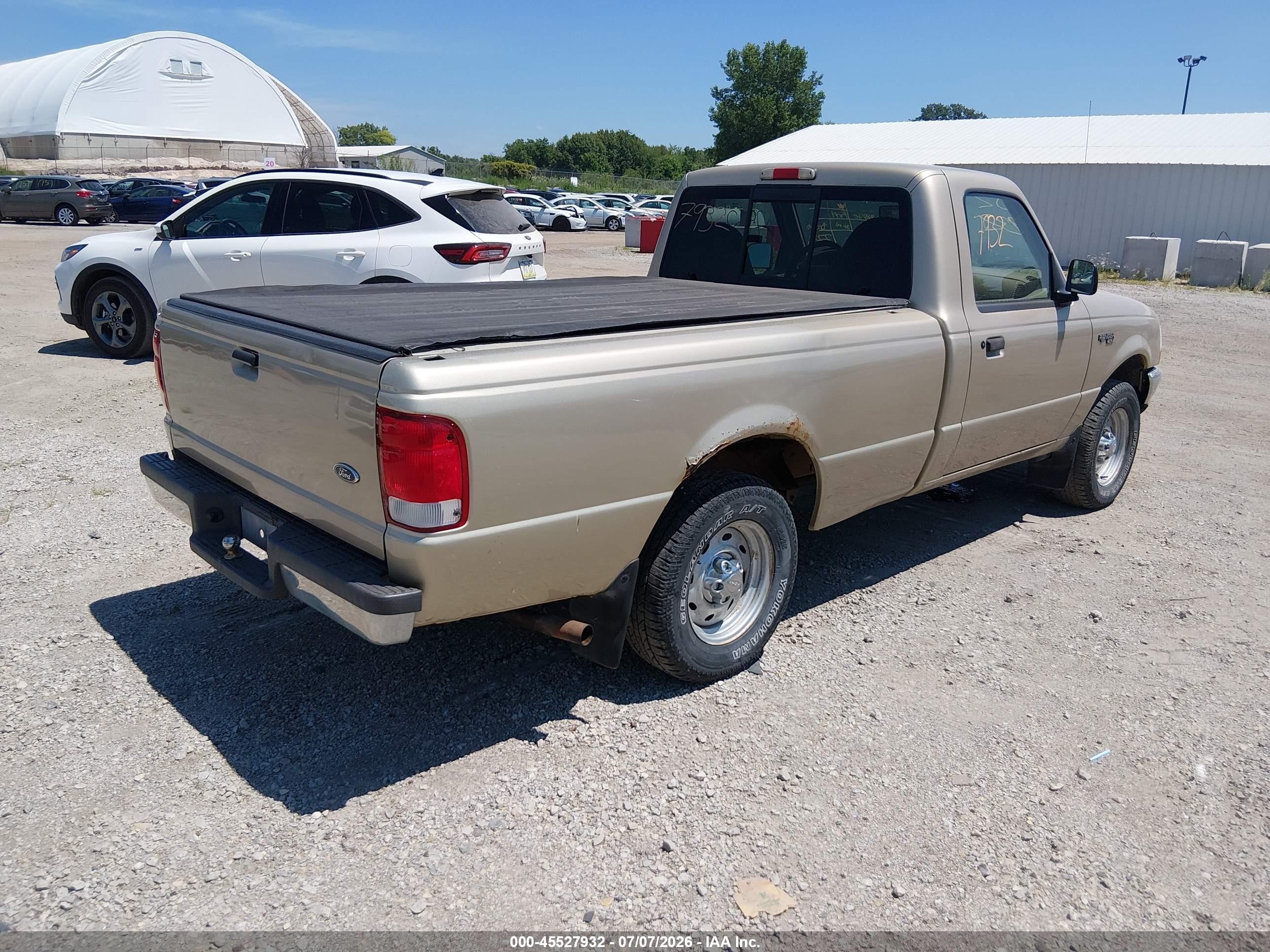 2000 Ford Ranger Xl/xlt Gold vin: 1FTYR10V5YPB43734