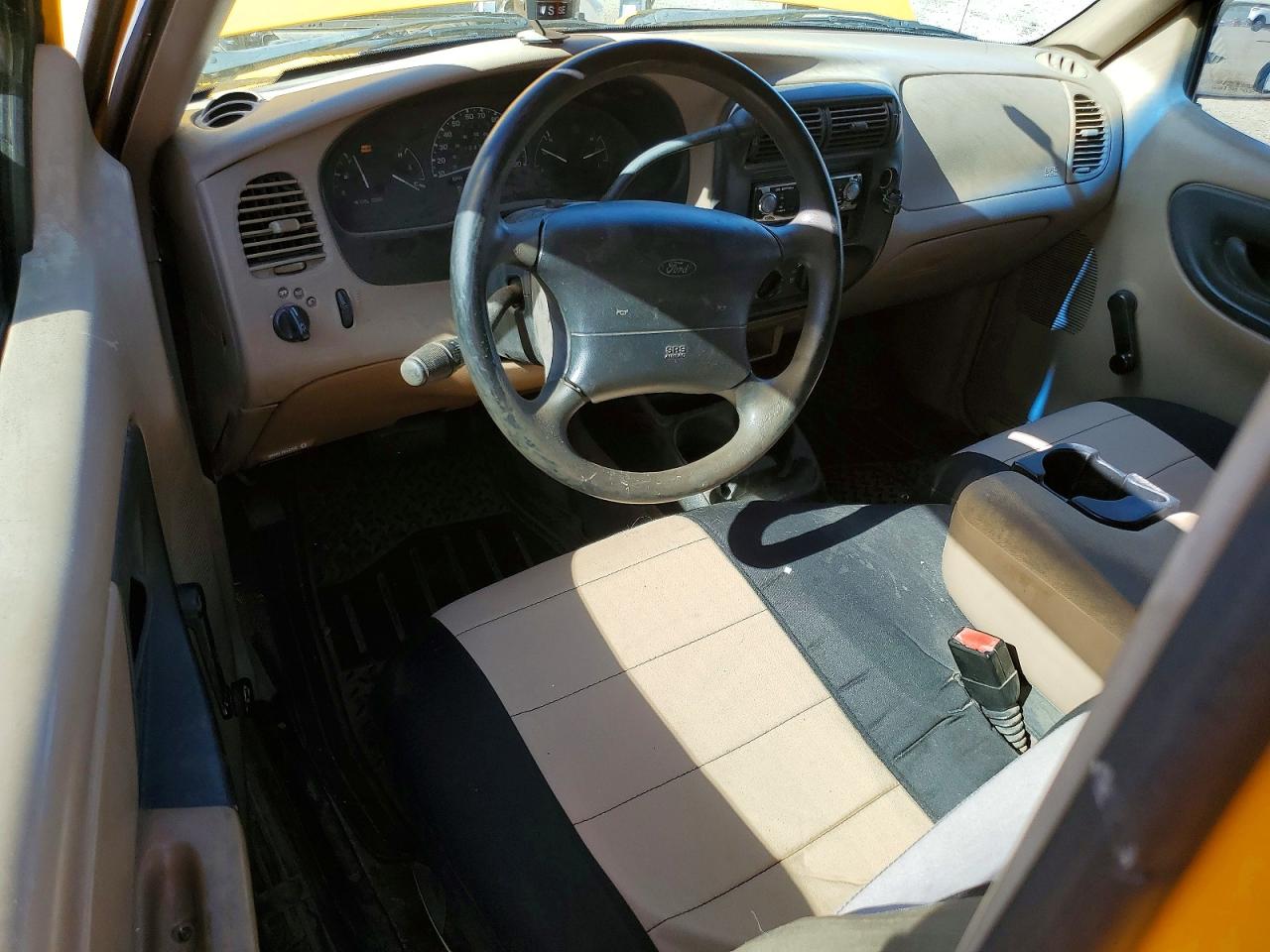2000 Ford Ranger Yellow vin: 1FTYR10V6YPA38586