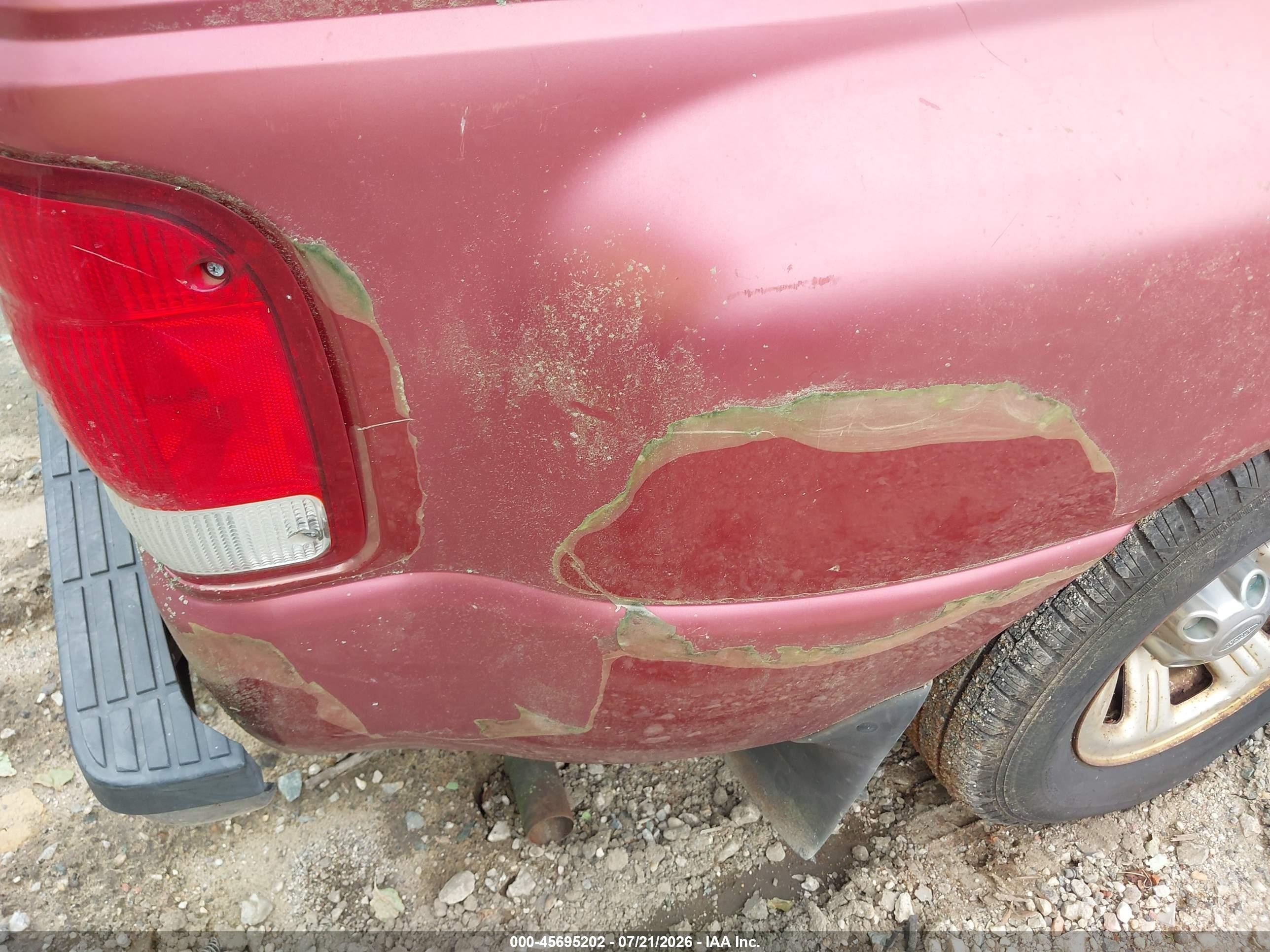 2000 Ford Ranger Xl/xlt Red vin: 1FTYR10V6YTA83809