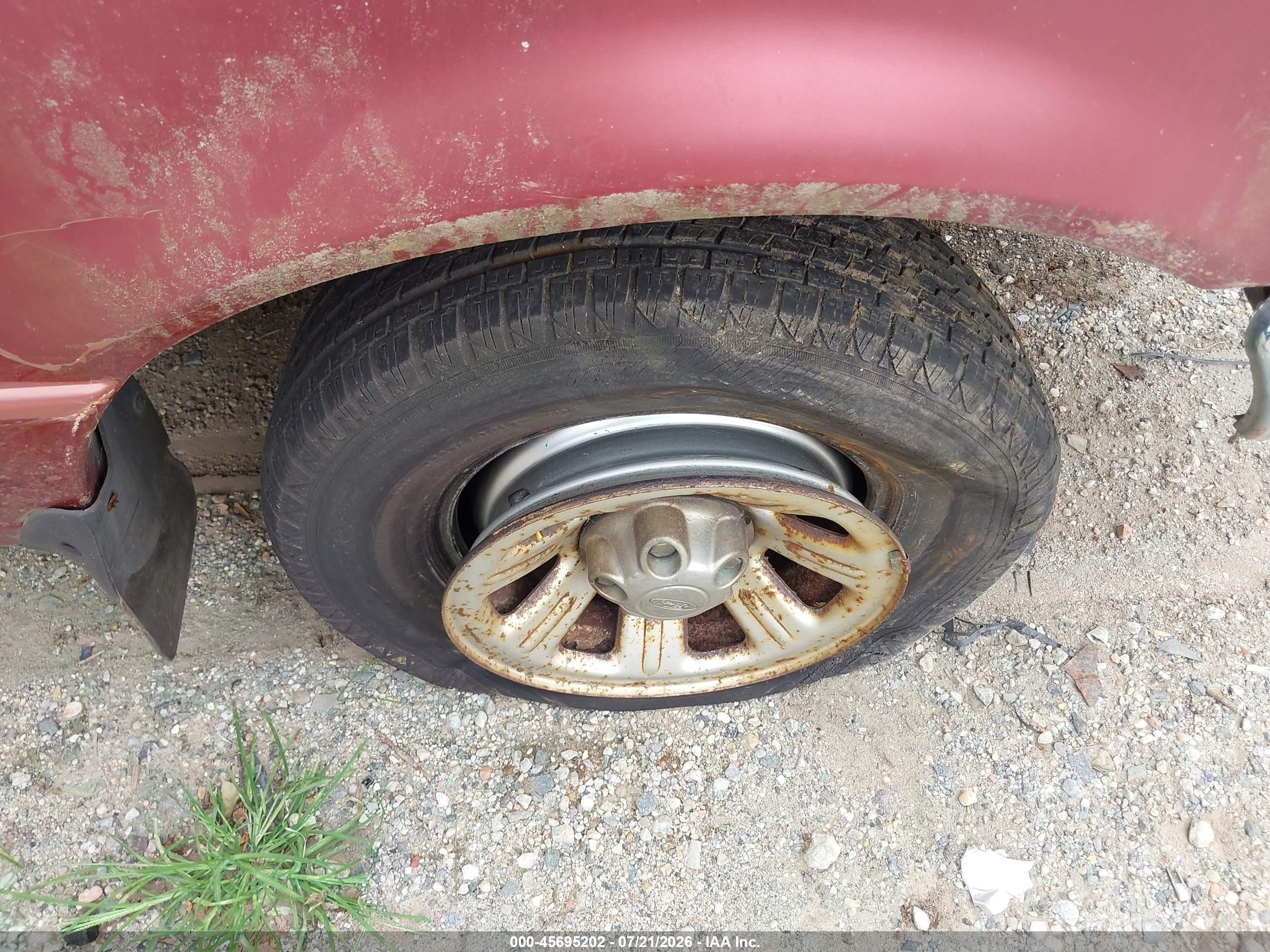 2000 Ford Ranger Xl/xlt Red vin: 1FTYR10V6YTA83809