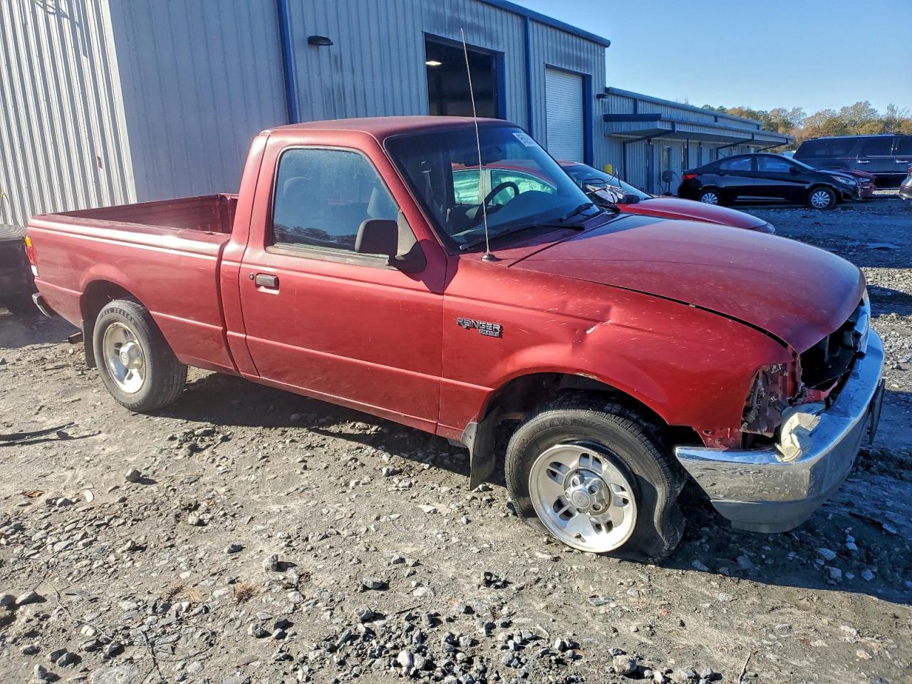 1999 Ford Ranger Red vin: 1FTYR10V7XPA92185