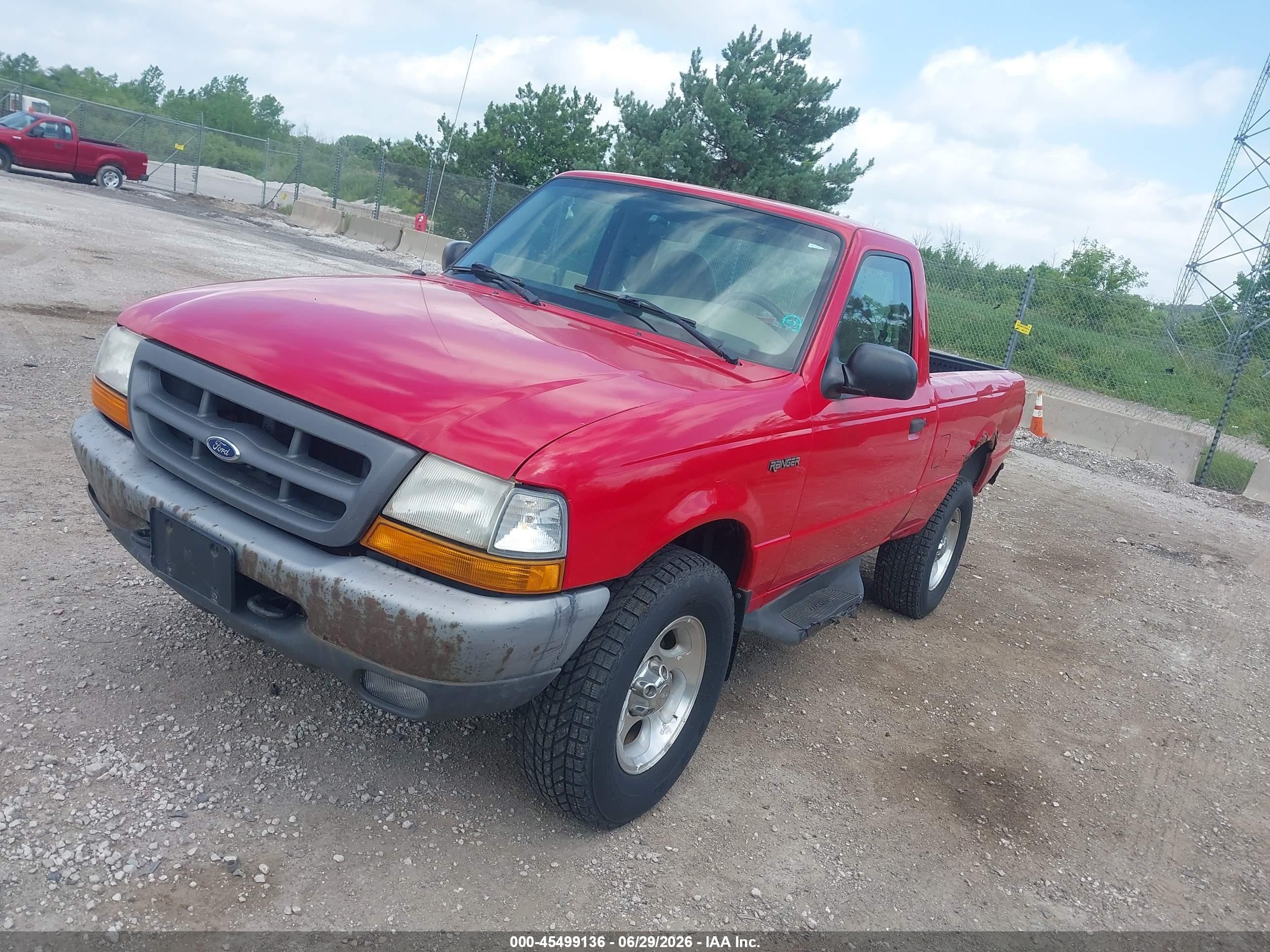 2000 Ford Ranger Xl/xlt Red vin: 1FTYR10V7YPA96903