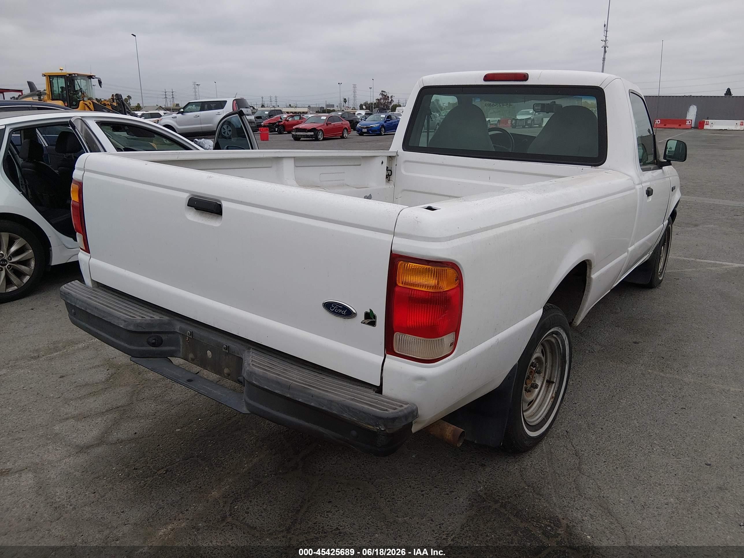 1999 Ford Ranger Xl/xlt White vin: 1FTYR10V8XUB85914