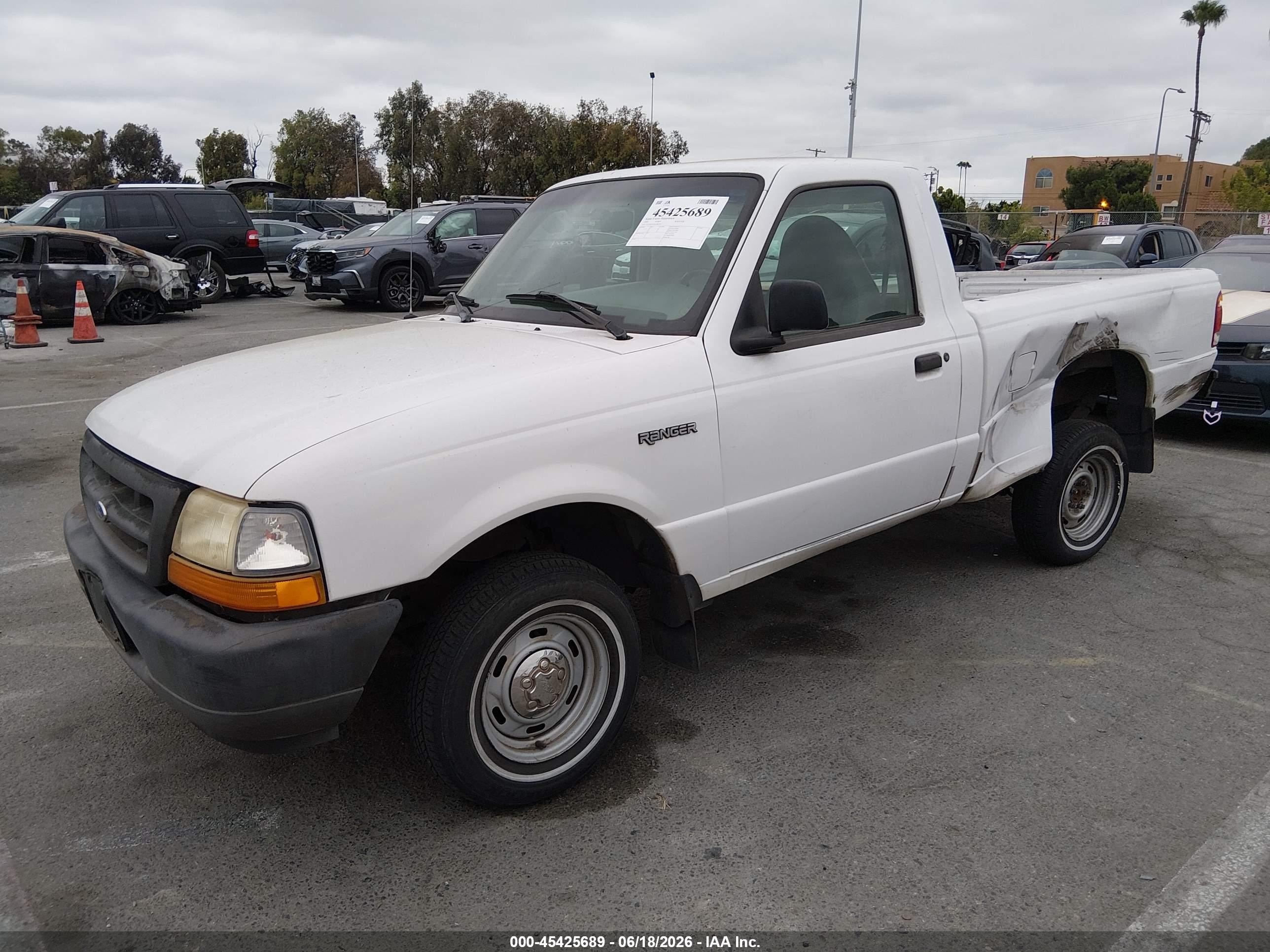 1999 Ford Ranger Xl/xlt White vin: 1FTYR10V8XUB85914