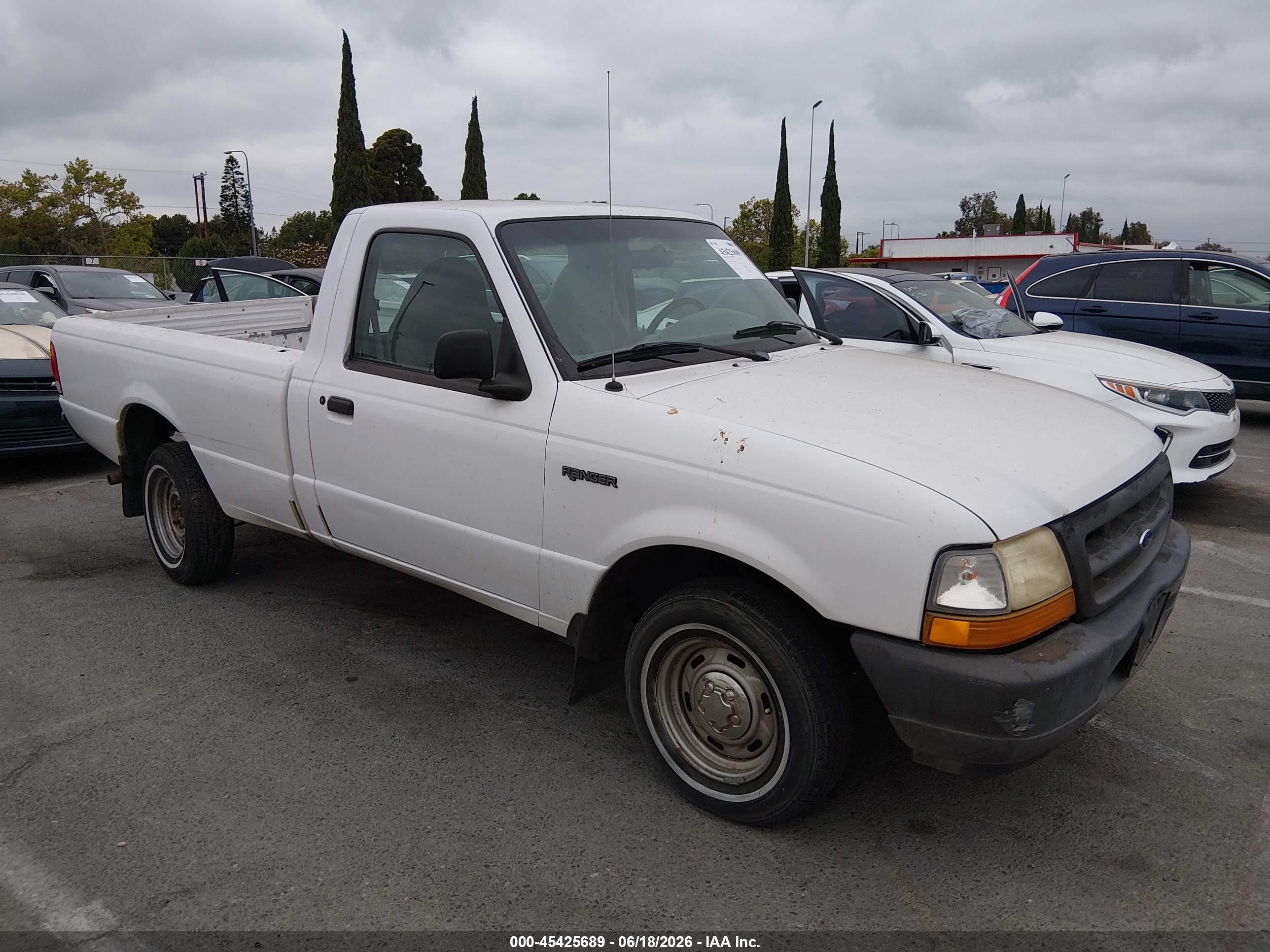 1999 Ford Ranger Xl/xlt White vin: 1FTYR10V8XUB85914