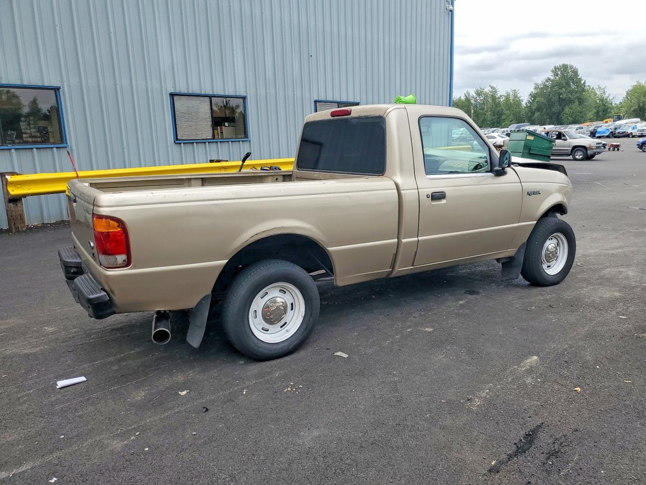 1999 Ford Ranger Beige vin: 1FTYR10VXXPB89266