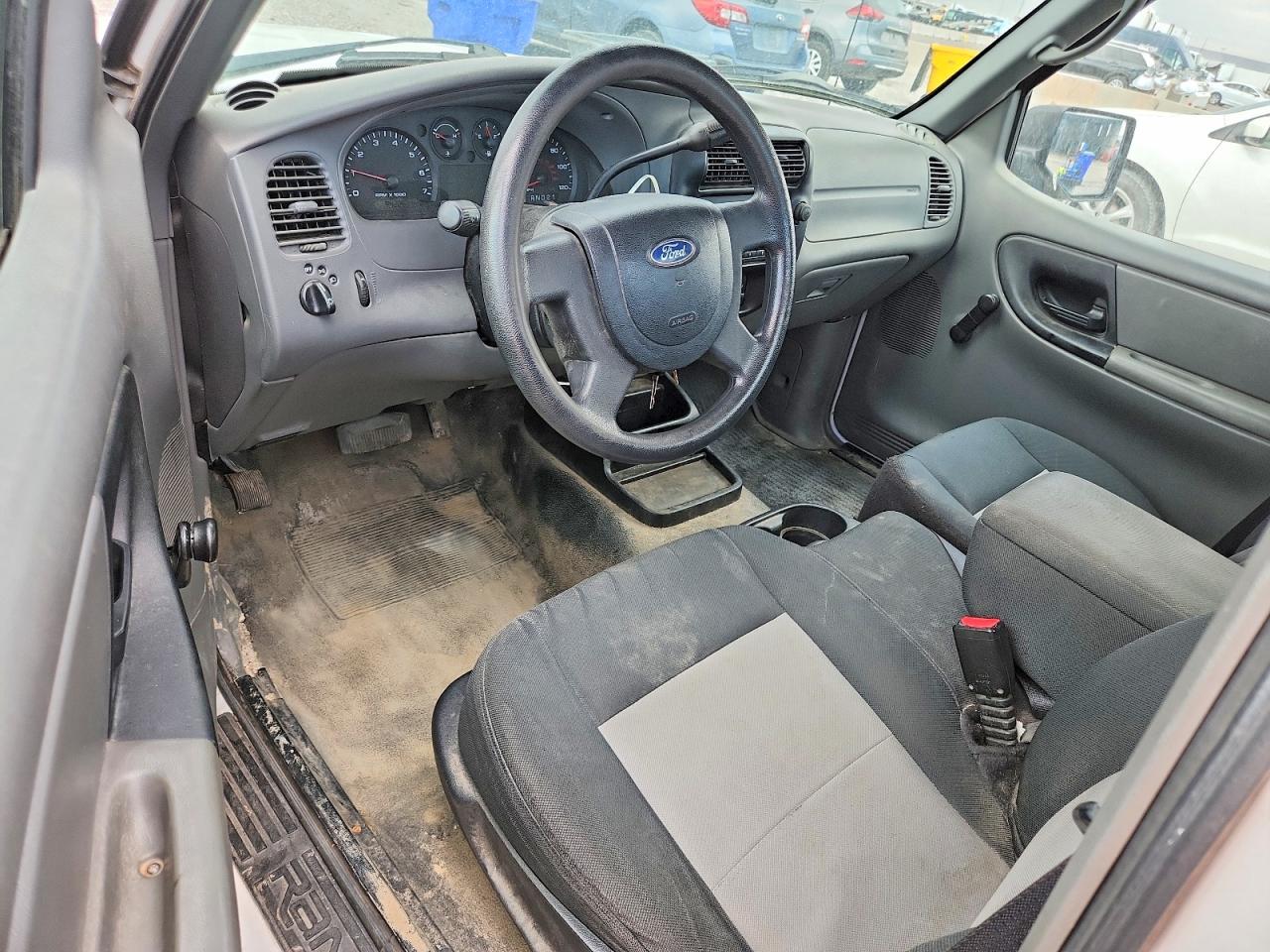 2006 Ford Ranger White vin: 1FTYR11E06PA70817