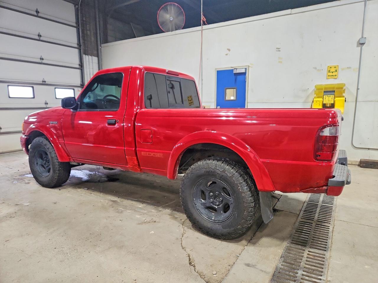 2003 Ford Ranger Red vin: 1FTYR11U13PA70991