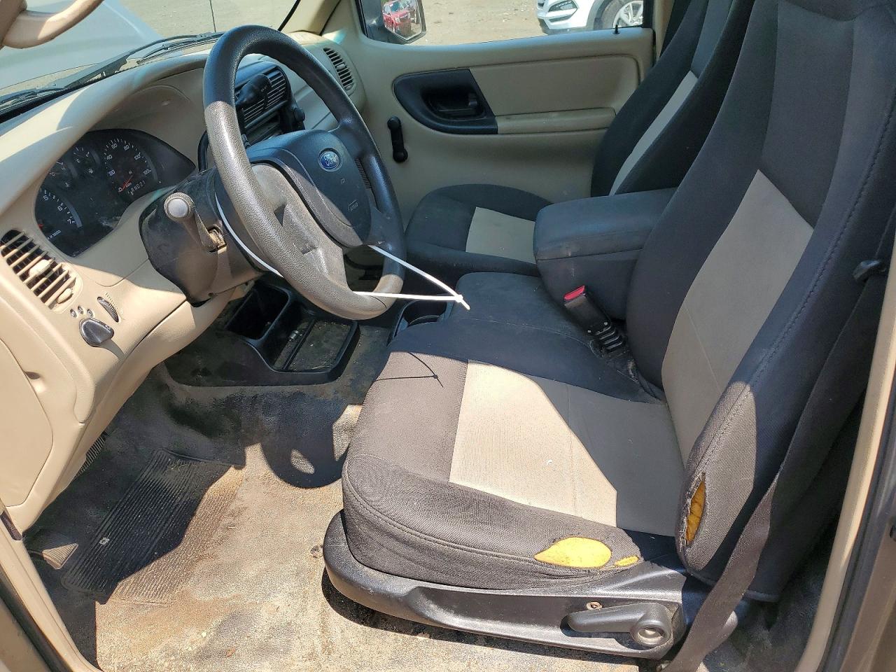 2006 Ford Ranger Gold vin: 1FTYR11U36PA11591
