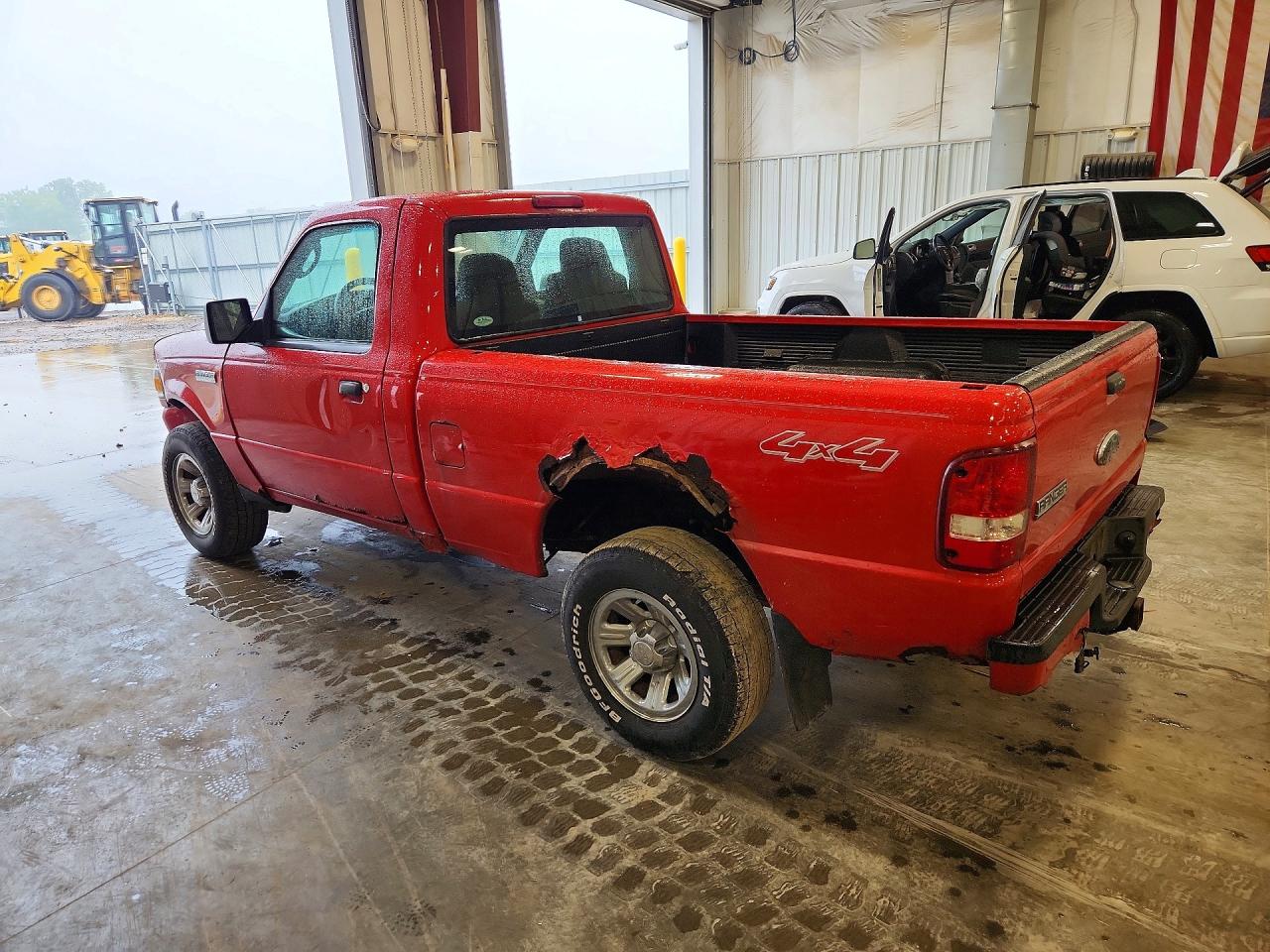 2006 Ford Ranger Red vin: 1FTYR11U36PA25488