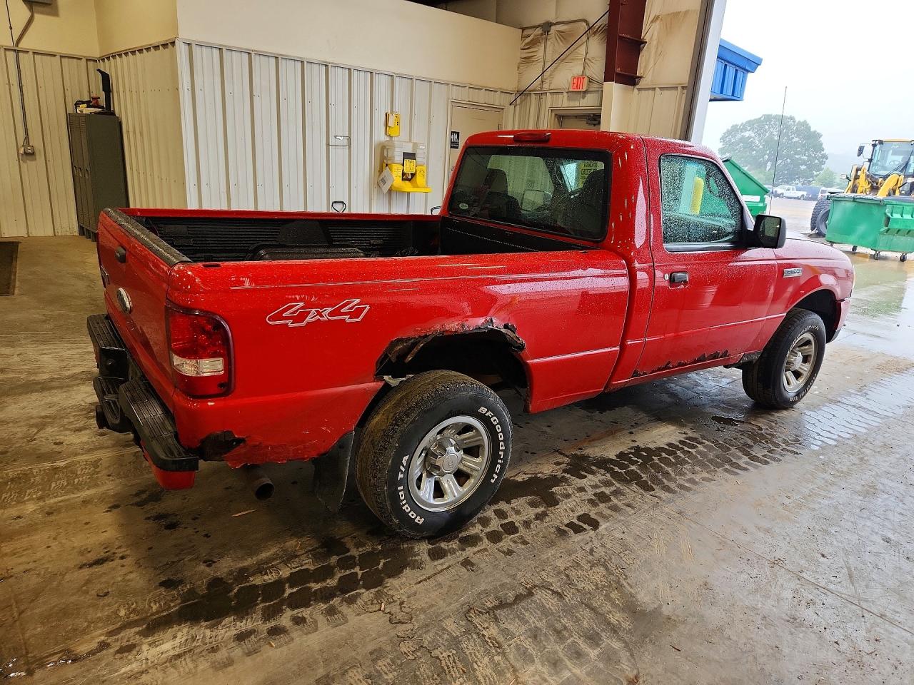 2006 Ford Ranger Red vin: 1FTYR11U36PA25488