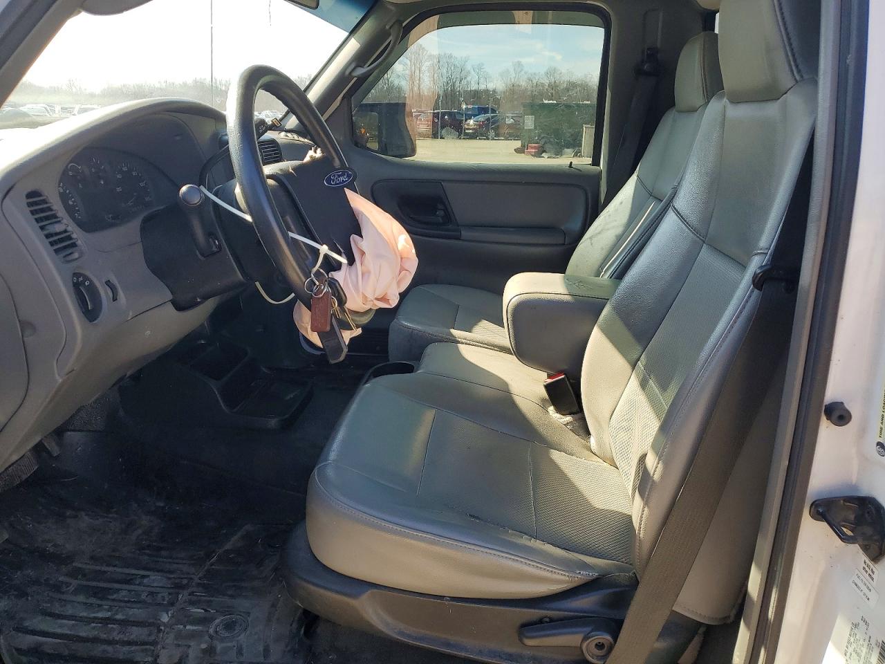 2008 Ford Ranger Белый vin: 1FTYR11U38PA84379
