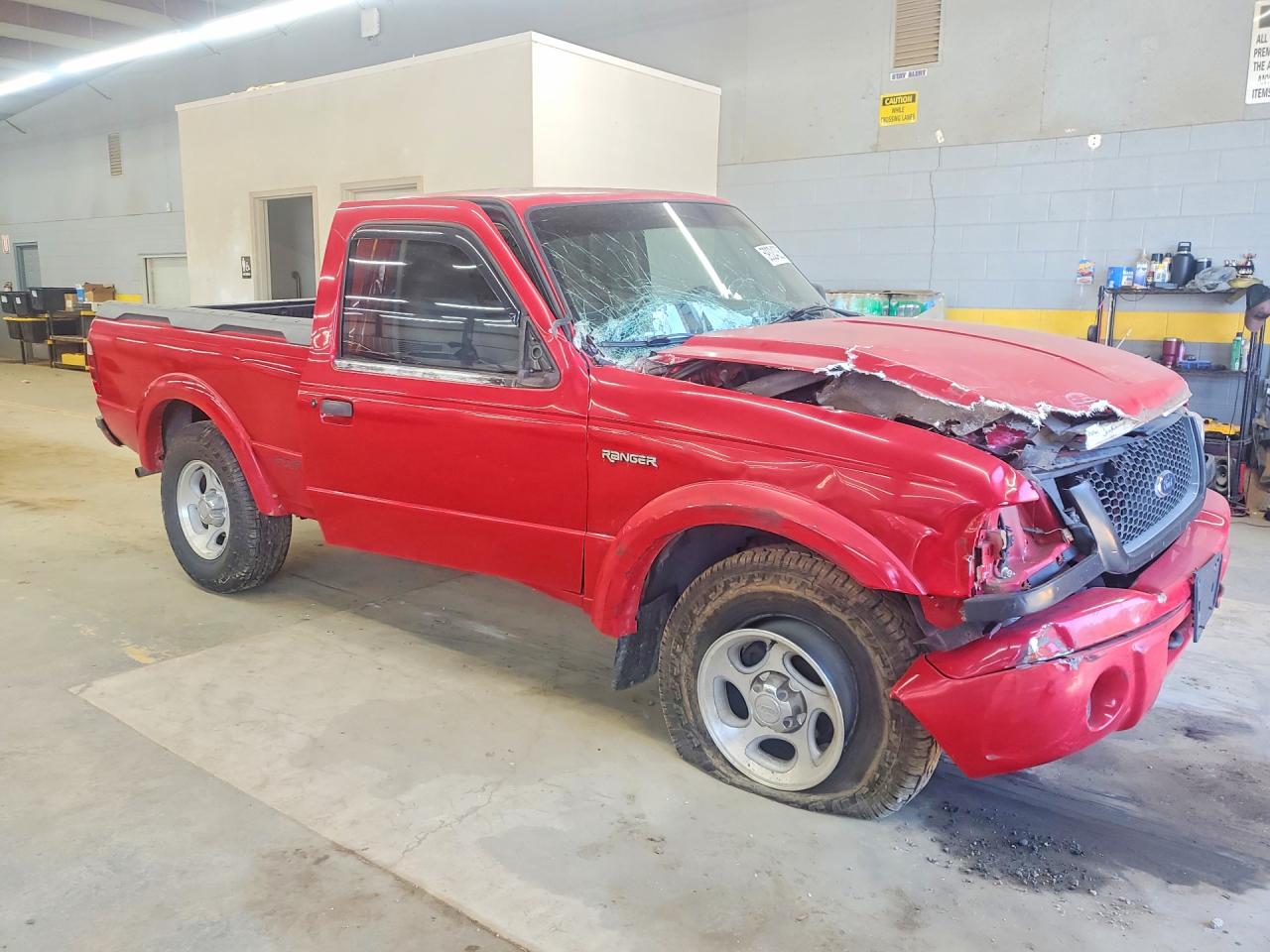 2002 Ford Ranger Красный vin: 1FTYR11U42TA46738