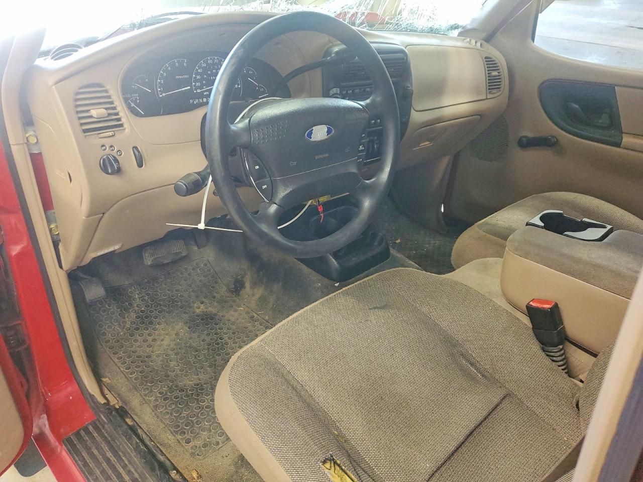 2002 Ford Ranger Красный vin: 1FTYR11U42TA46738