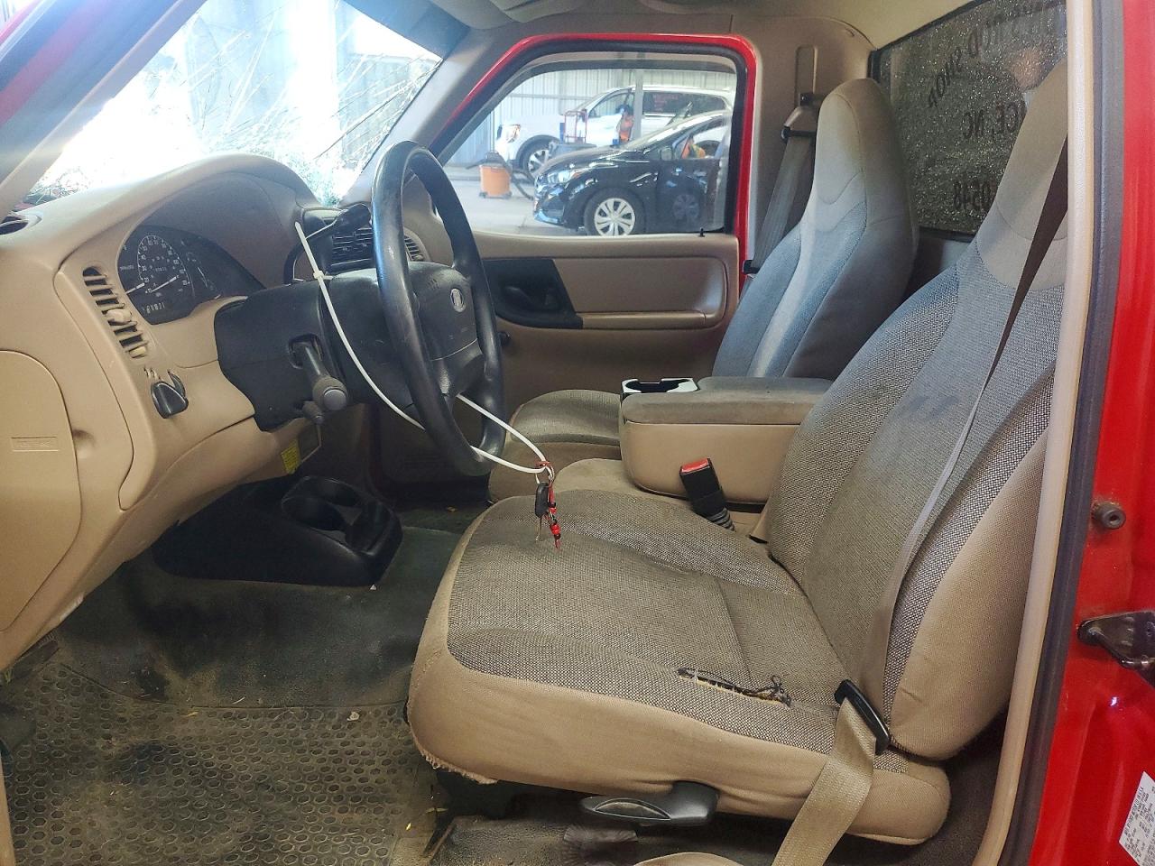 2002 Ford Ranger Красный vin: 1FTYR11U42TA46738