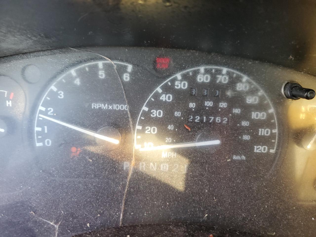 1998 Ford Ranger Red vin: 1FTYR11U4WTA18749