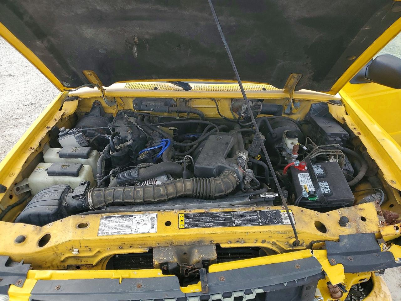 2002 Ford Ranger Yellow vin: 1FTYR11UX2PA70986