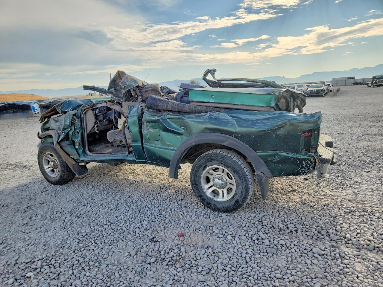 2000 Ford Ranger Green vin: 1FTYR11V2YPA20553