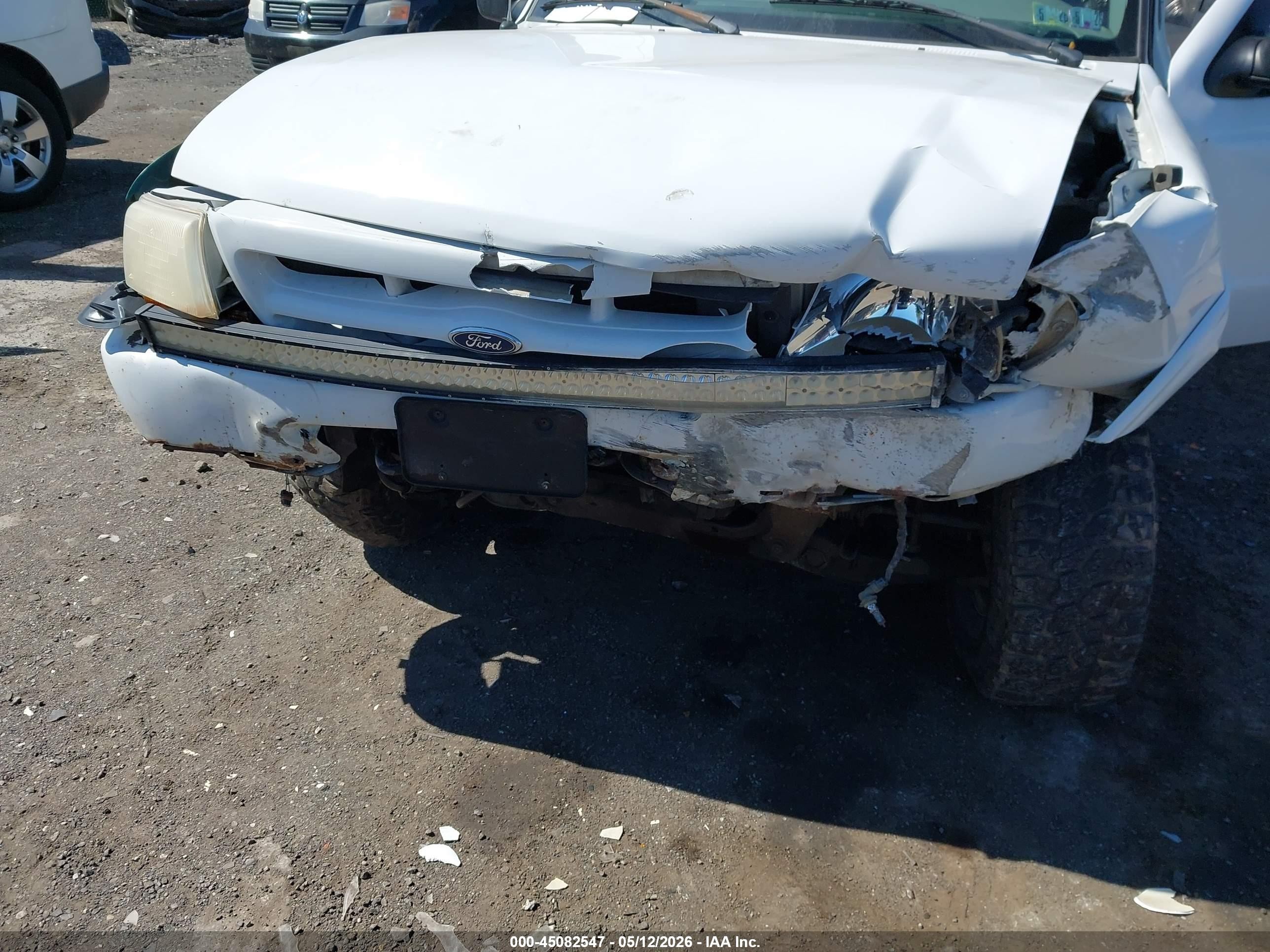 2000 Ford Ranger Xl/xlt White vin: 1FTYR11V2YPC20235