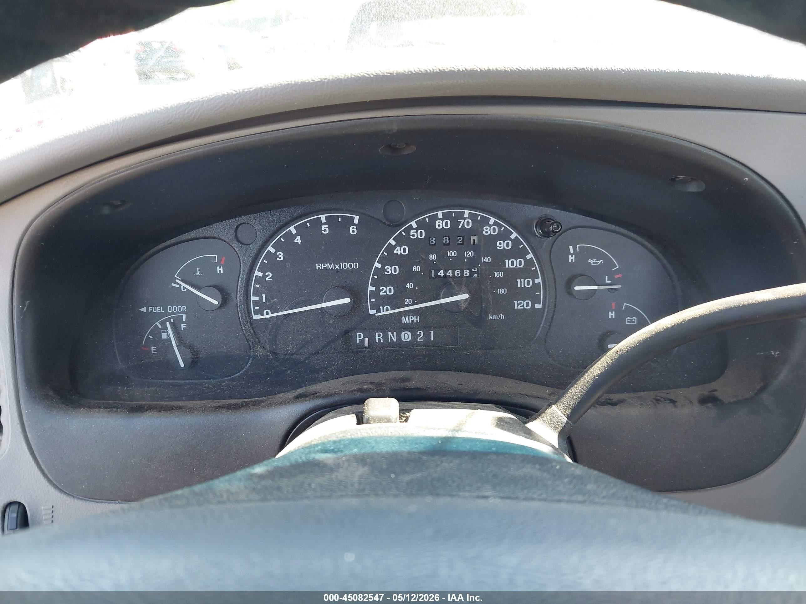 2000 Ford Ranger Xl/xlt White vin: 1FTYR11V2YPC20235