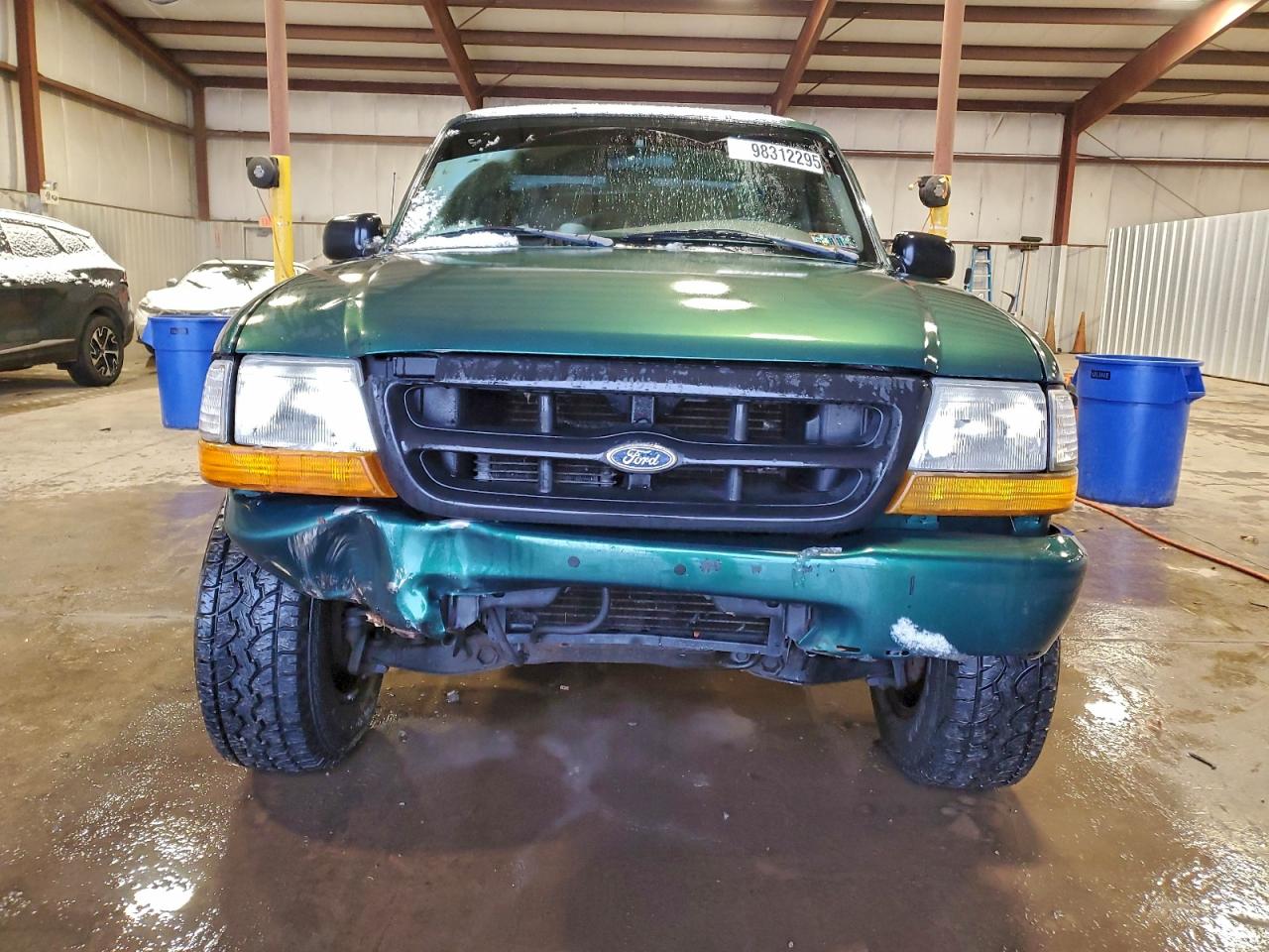 1999 Ford Ranger Green vin: 1FTYR11V6XTA36034