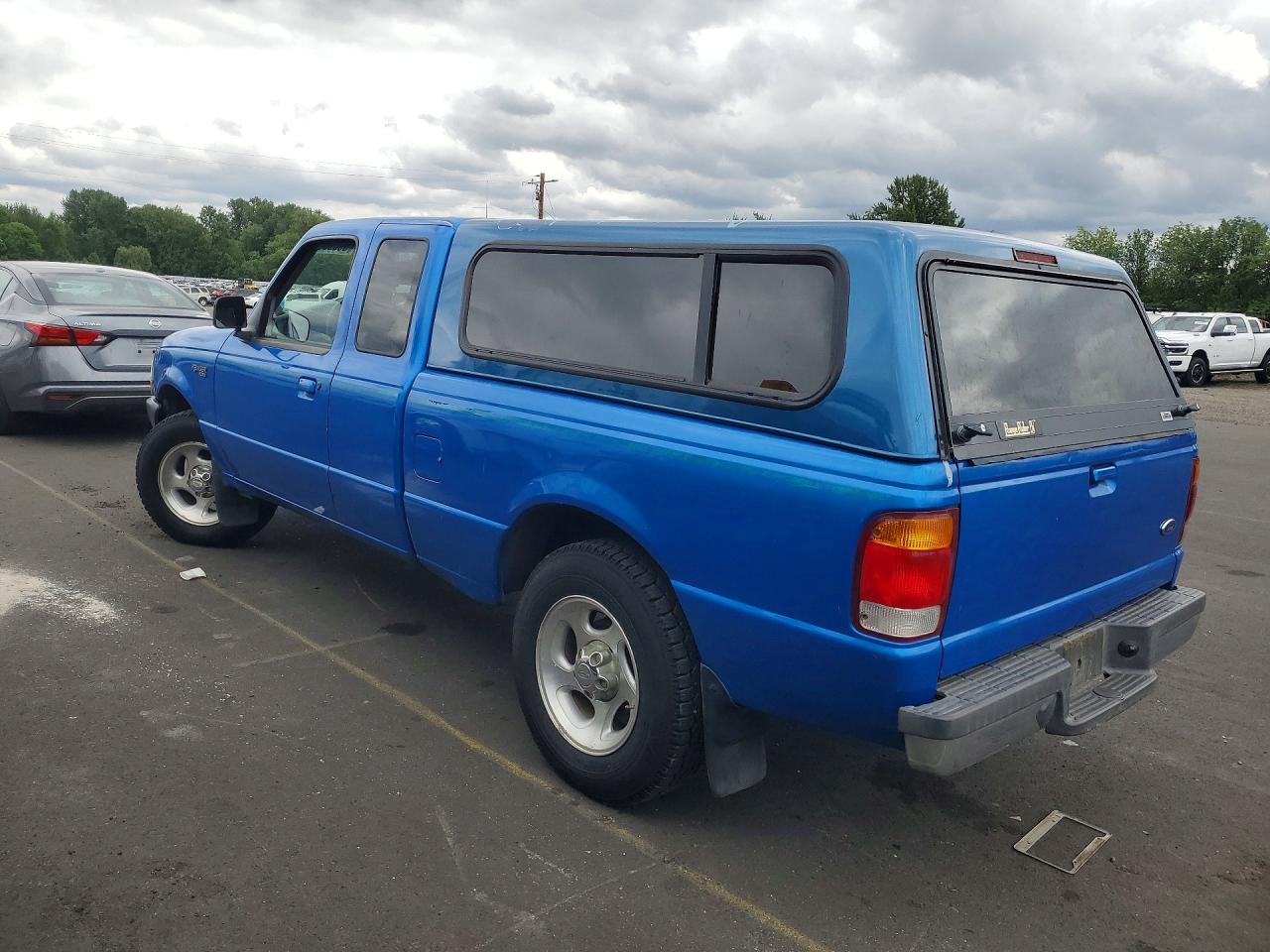 1998 Ford Ranger Super Cab Blue vin: 1FTYR14C0WPA61173