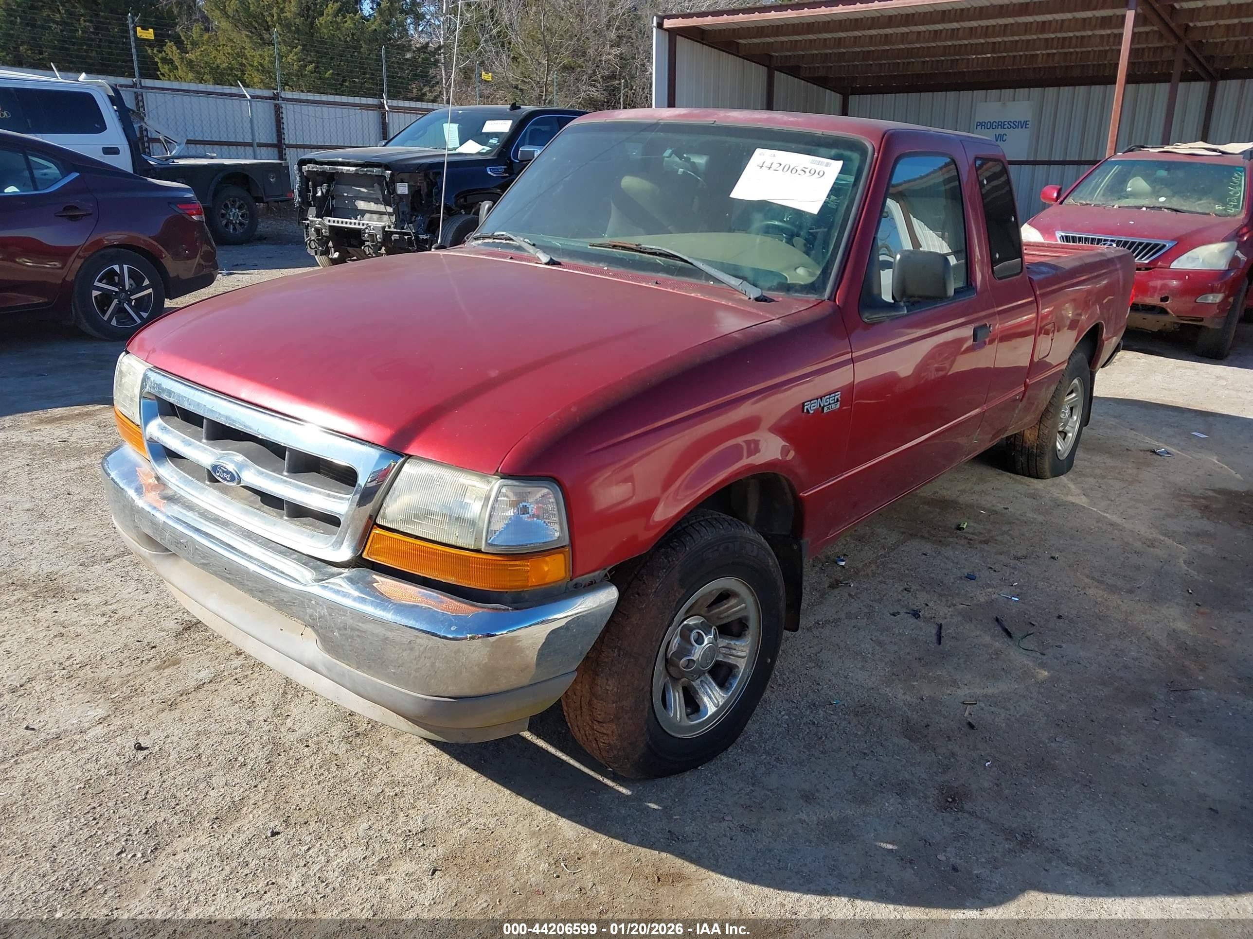 2000 Ford Ranger Xl/xlt Red vin: 1FTYR14C2YPB52223