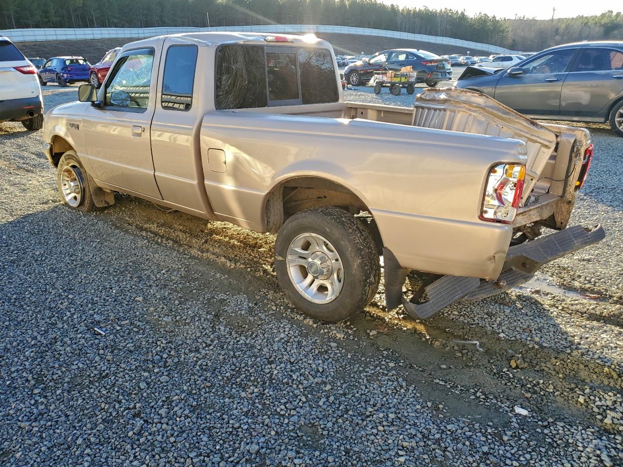 1998 Ford Ranger Super Cab Gold vin: 1FTYR14C4WTA78226