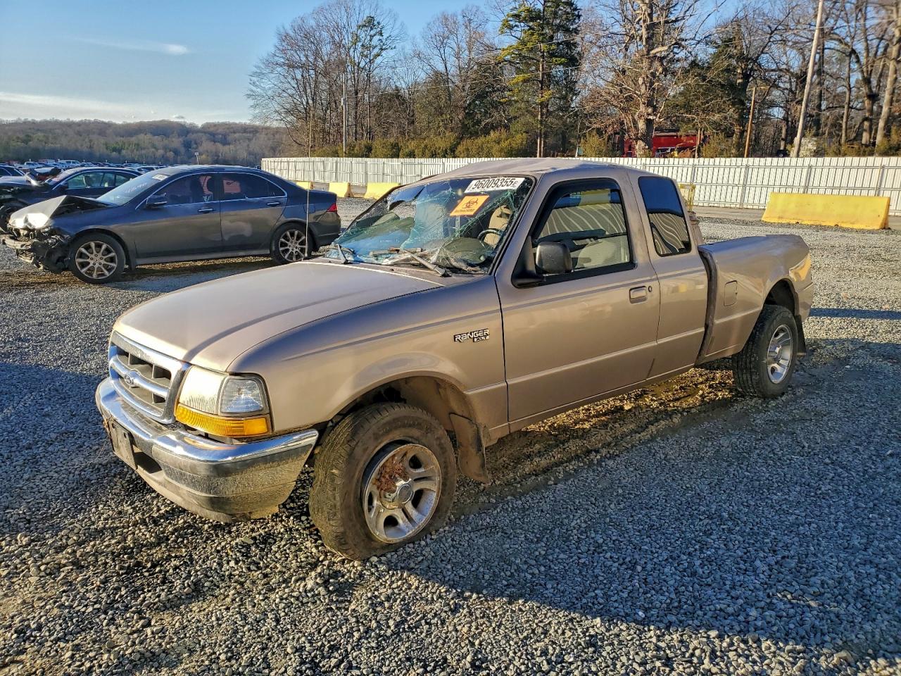 1998 Ford Ranger Super Cab Gold vin: 1FTYR14C4WTA78226