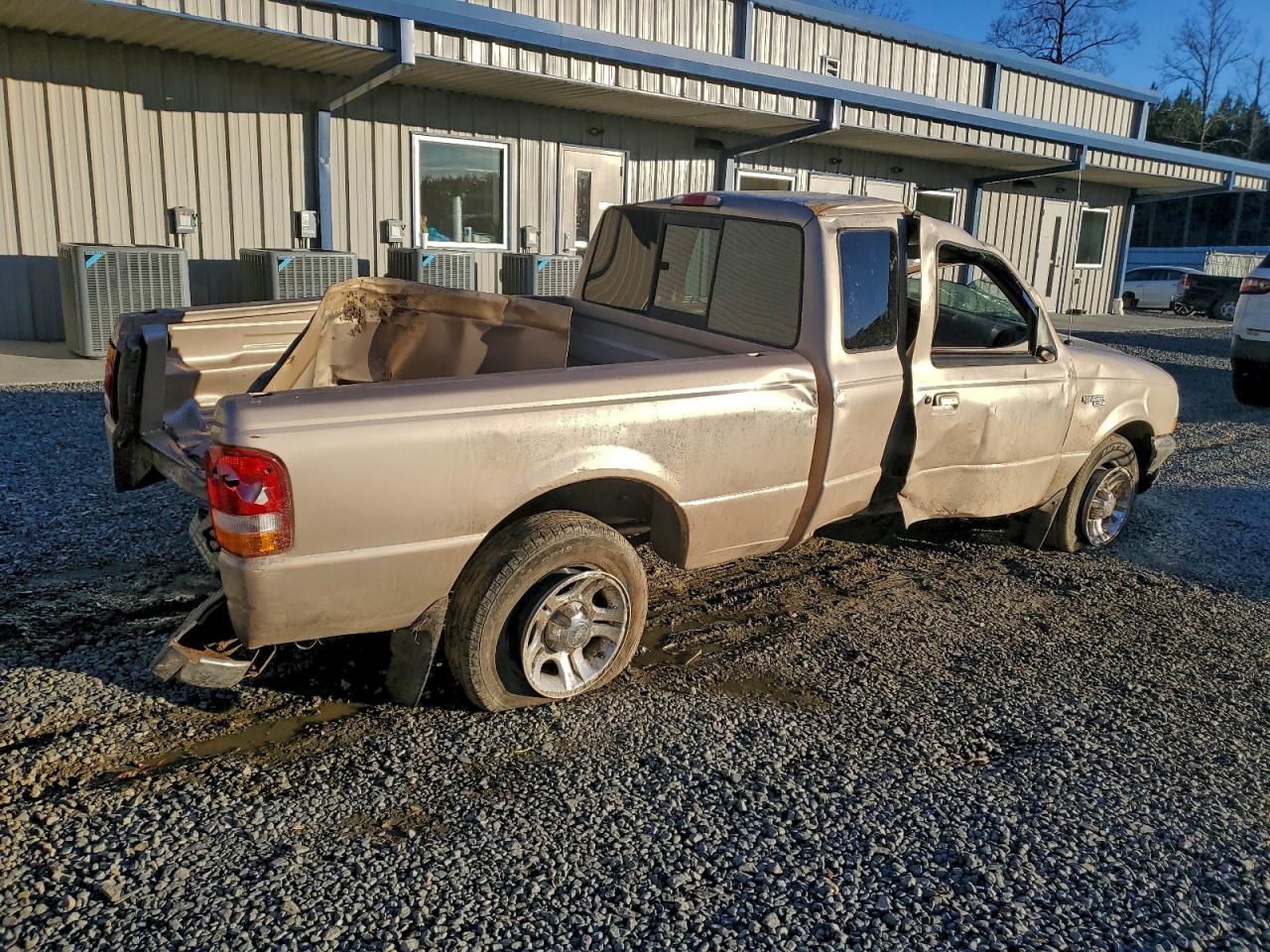 1998 Ford Ranger Super Cab Gold vin: 1FTYR14C4WTA78226